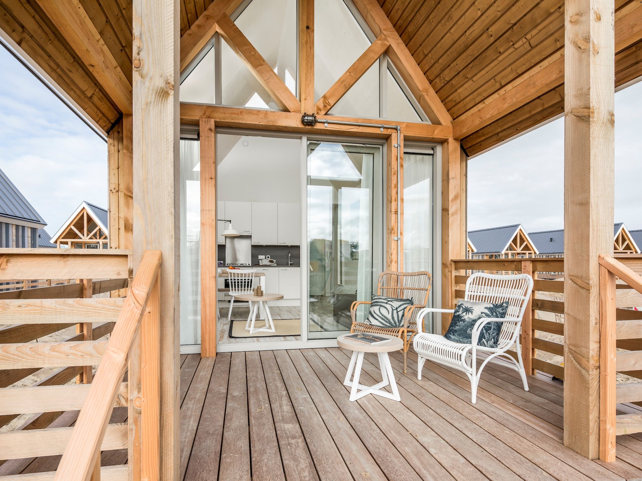 Het terras van Beach Resort Nieuwvliet-Bad 1 in Nieuwvliet-Bad