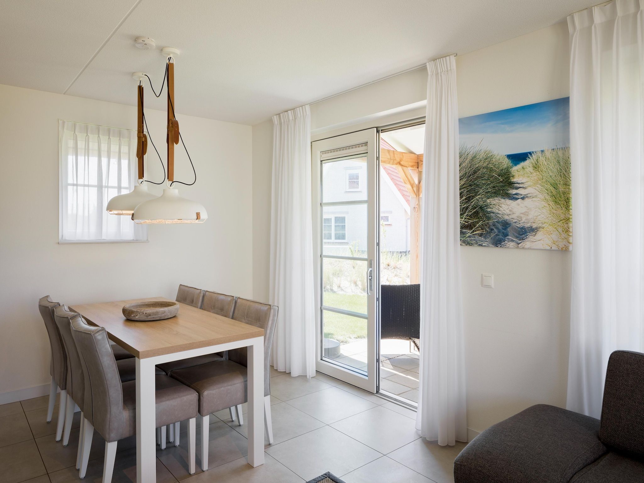 De eetkamer van Beach Resort Nieuwvliet-Bad 4 in Nieuwvliet-Bad