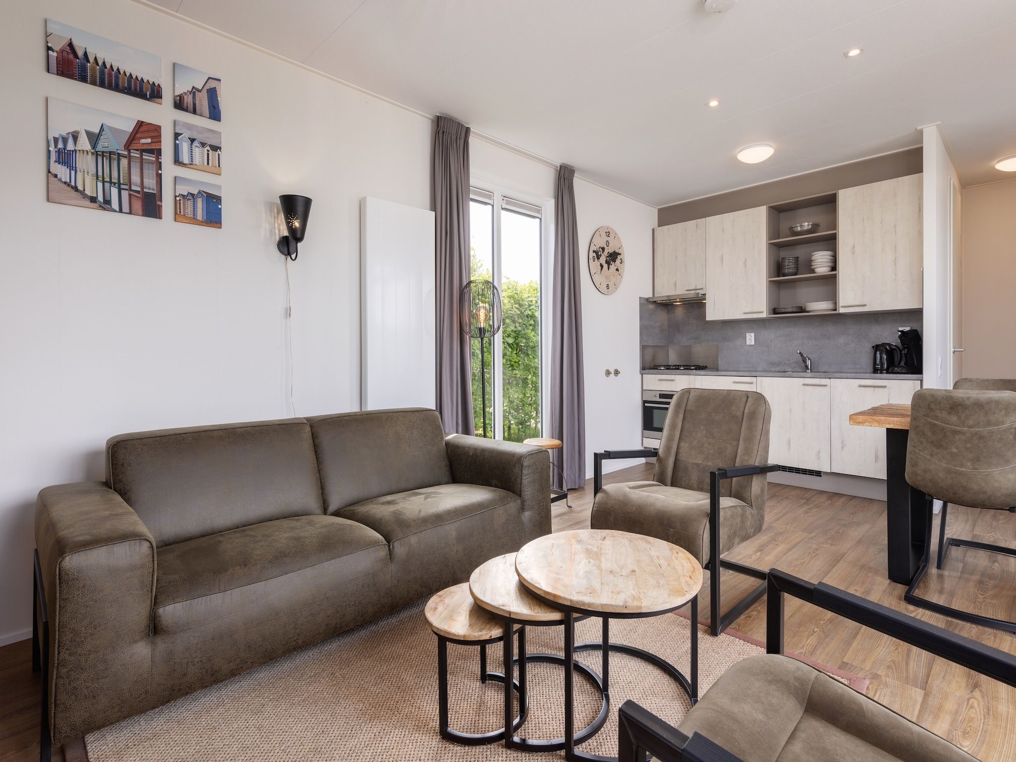 De woonkamer van Vakantiepark Callassande 1 in Callantsoog