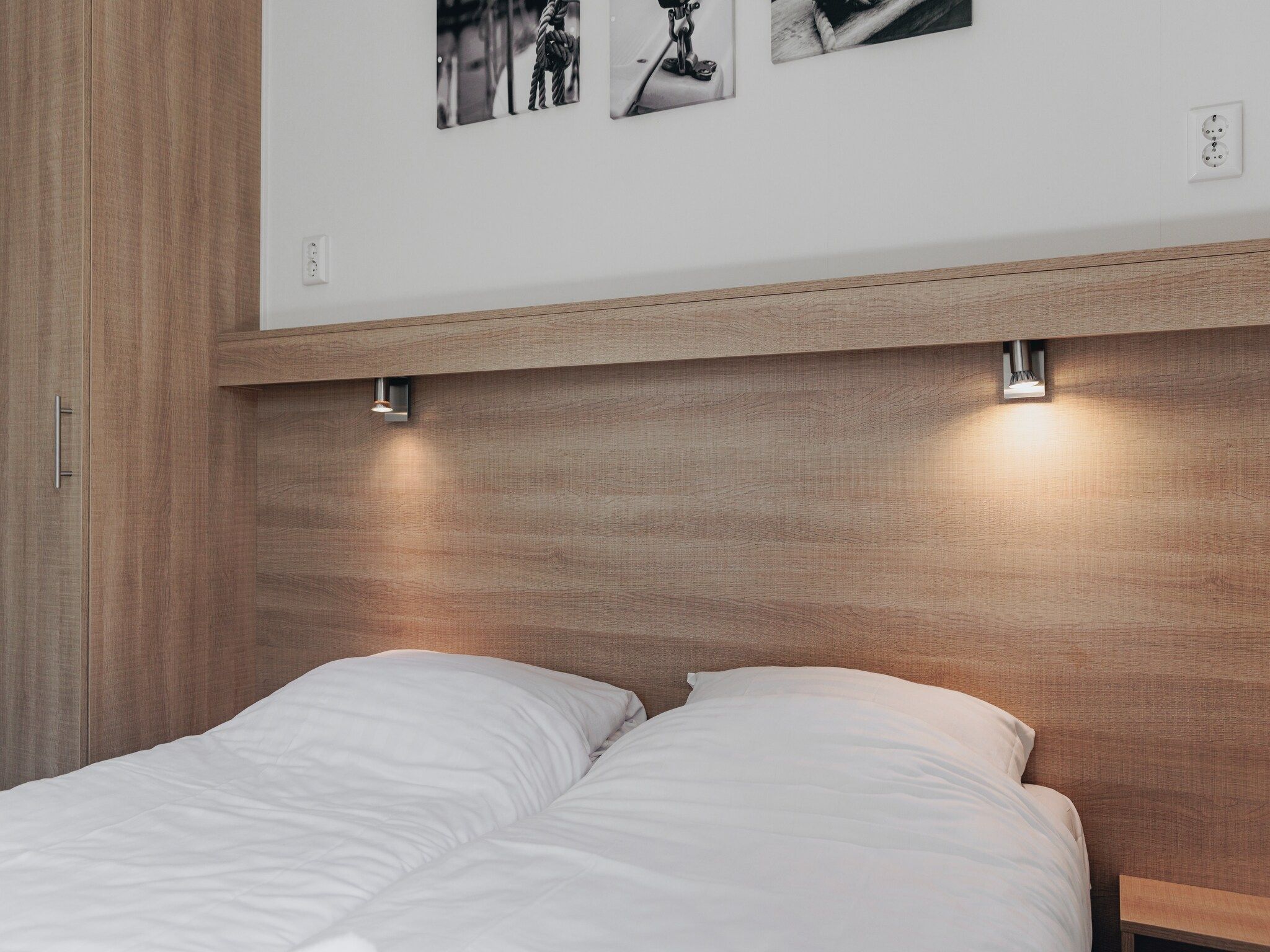 Een slaapkamer van Vakantiepark Zeebad 7 in Breskens