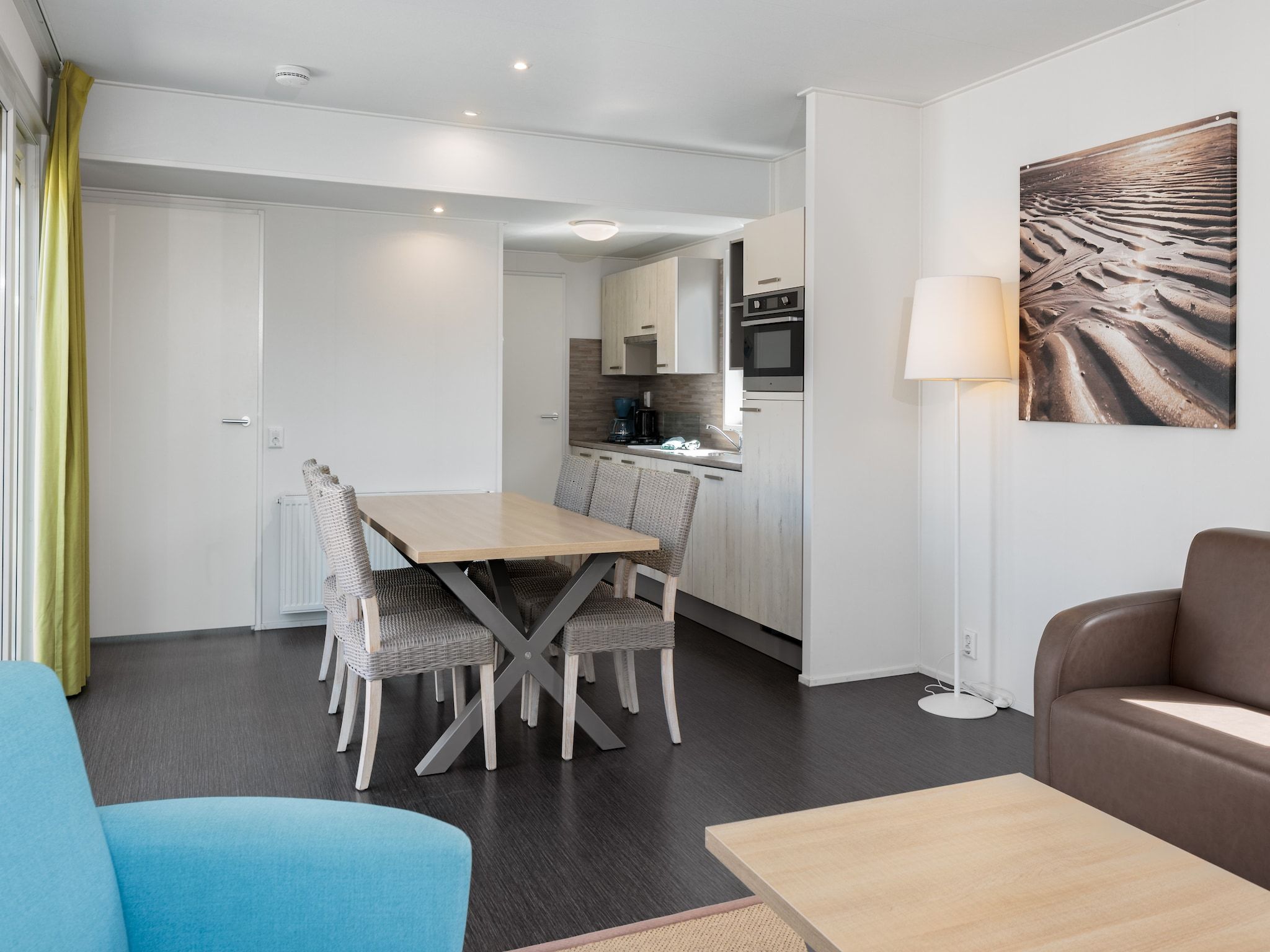 De woonkamer van Vakantiepark Zeebad 5 in Breskens