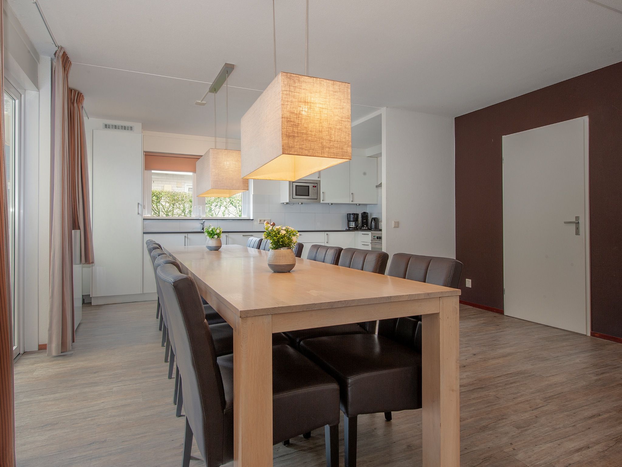 De eetkamer van Resort Arcen 18 in Arcen