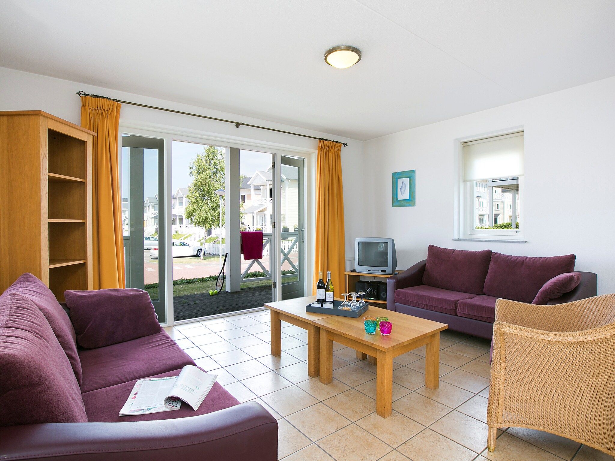 De woonkamer van Cape Helius 3 in Hellevoetsluis