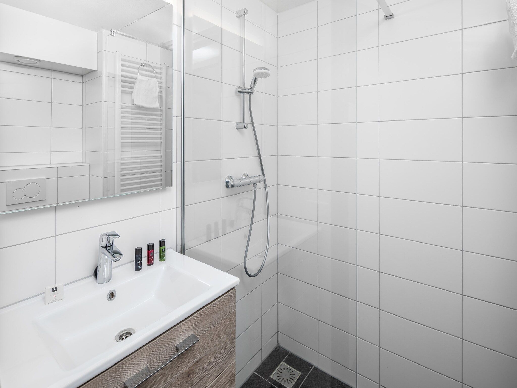 De badkamer van Aquadelta 34 in Bruinisse