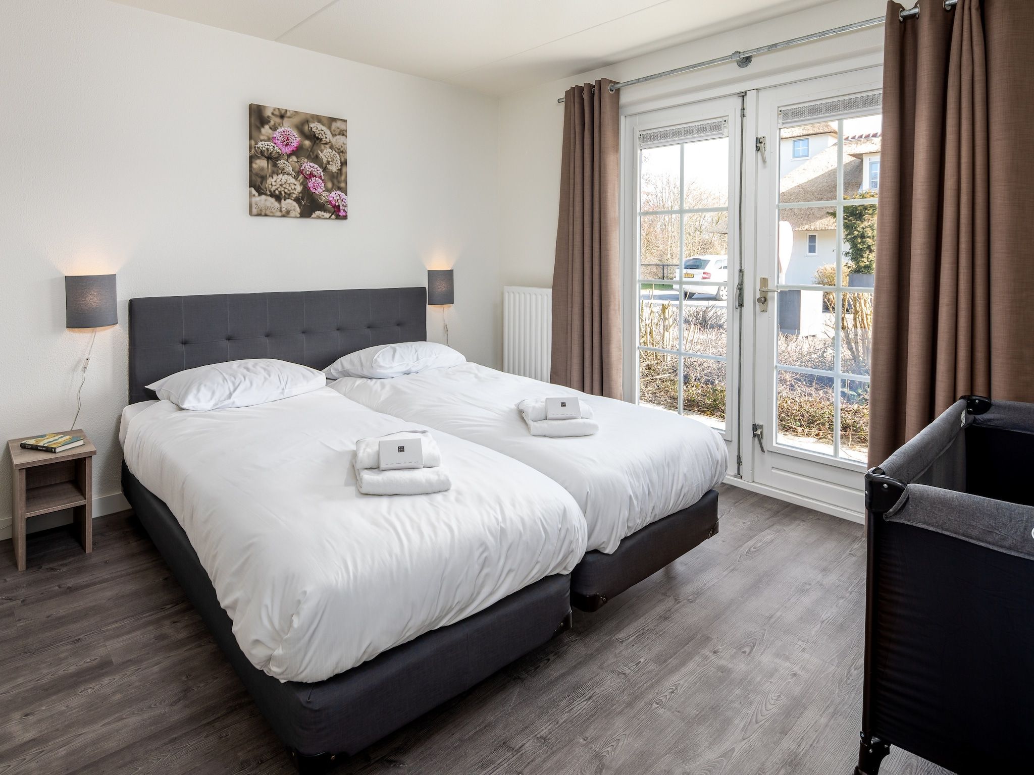 Een slaapkamer van Buitenhof Domburg 5 in Domburg