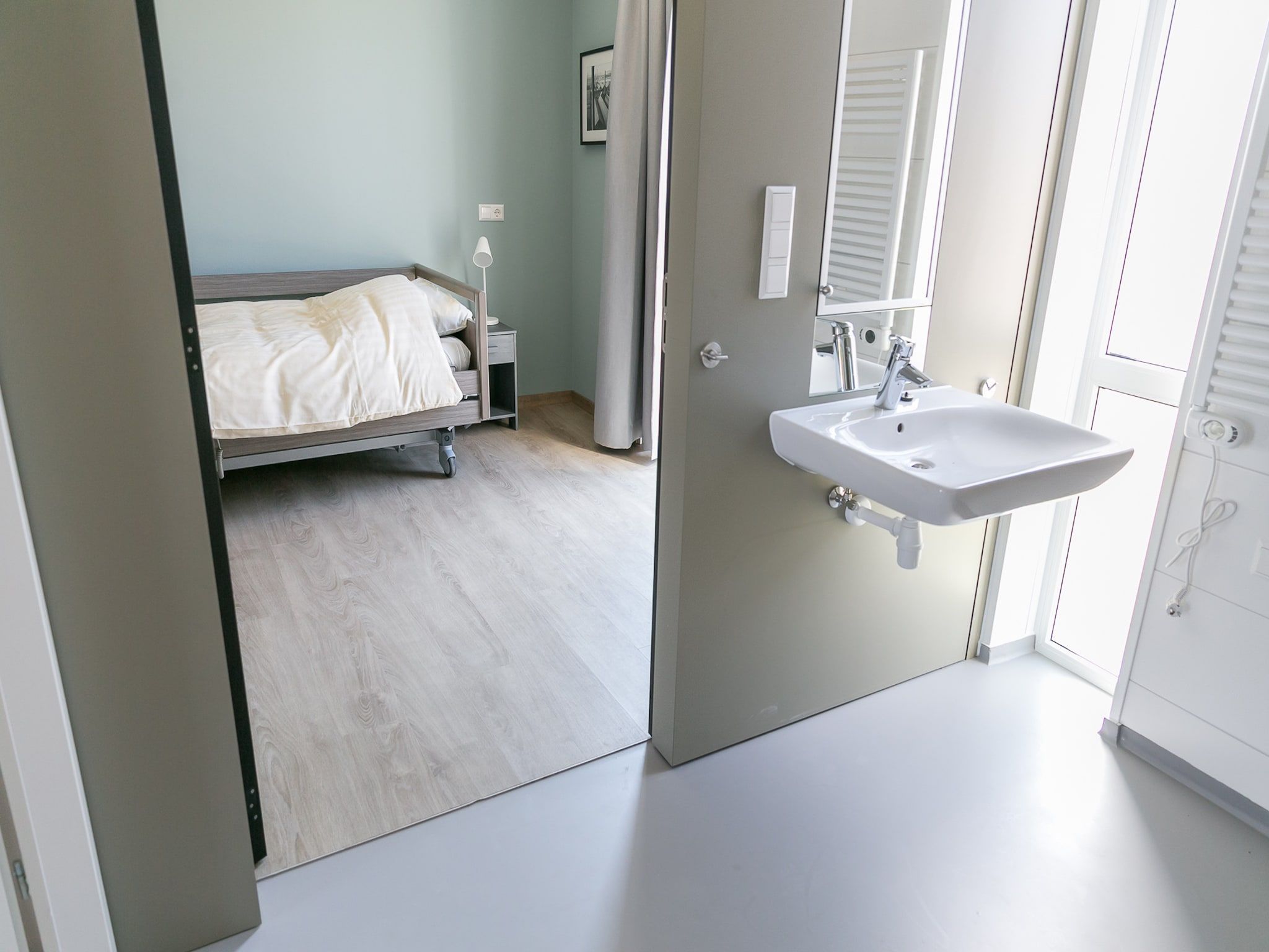 Een slaapkamer van Strandpark Vlugtenburg 8 in 's-Gravenzande