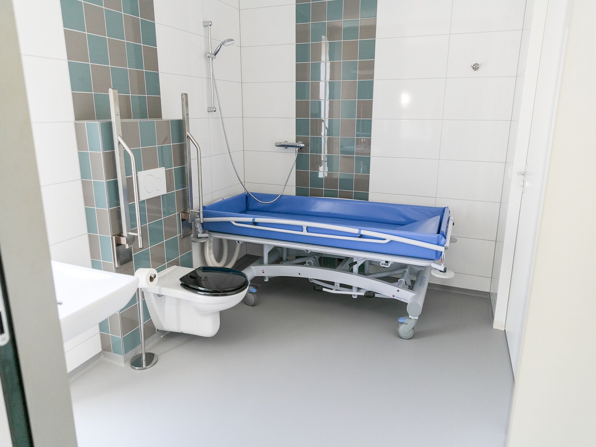 De badkamer van Strandpark Vlugtenburg 8 in 's-Gravenzande