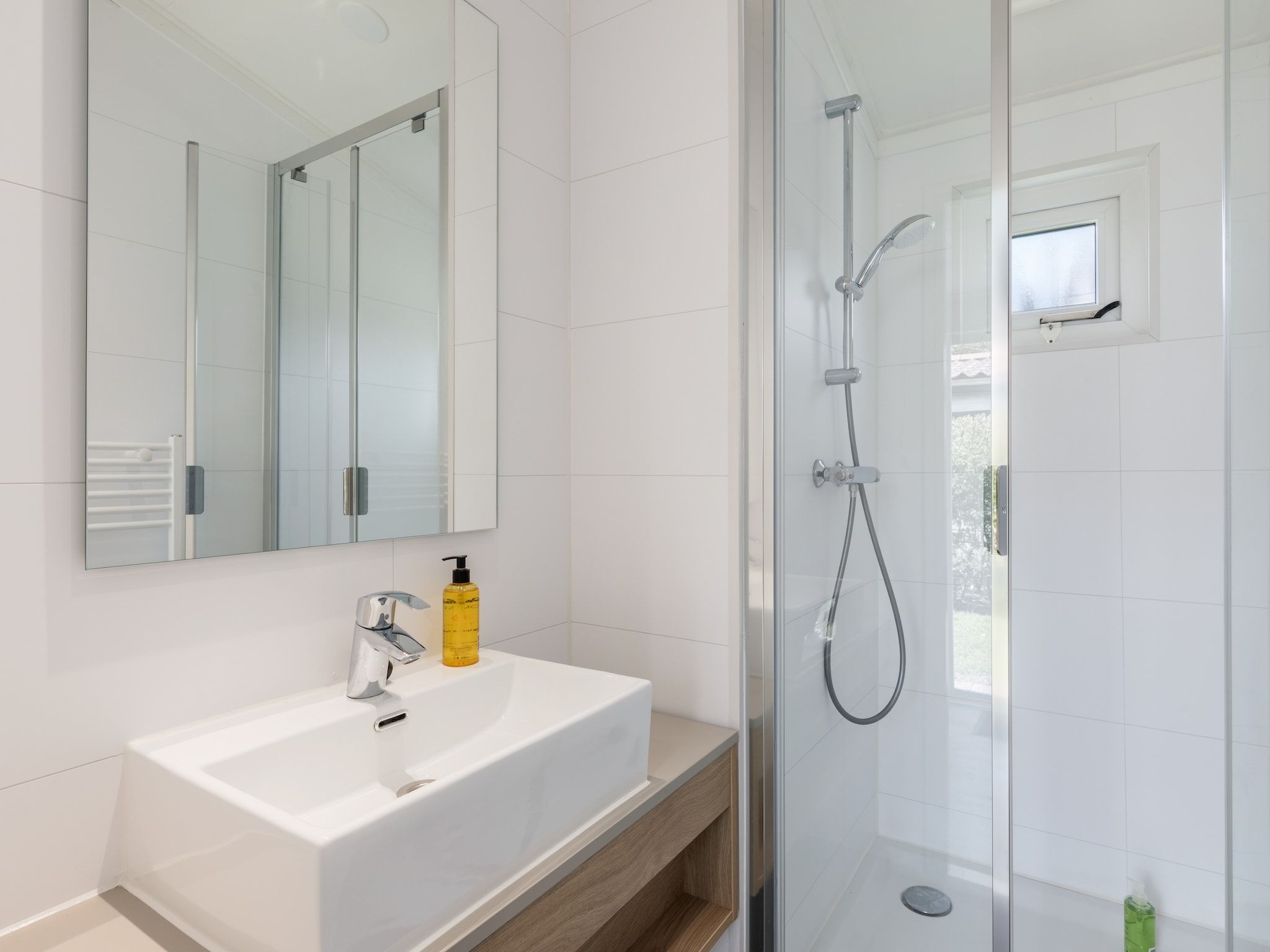 De badkamer van Kustpark Texel 5 in De Koog