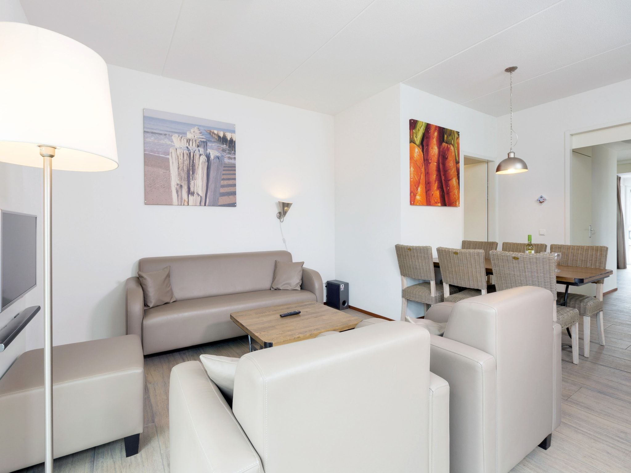 De woonkamer van Strandpark Duynhille 3 in Ouddorp