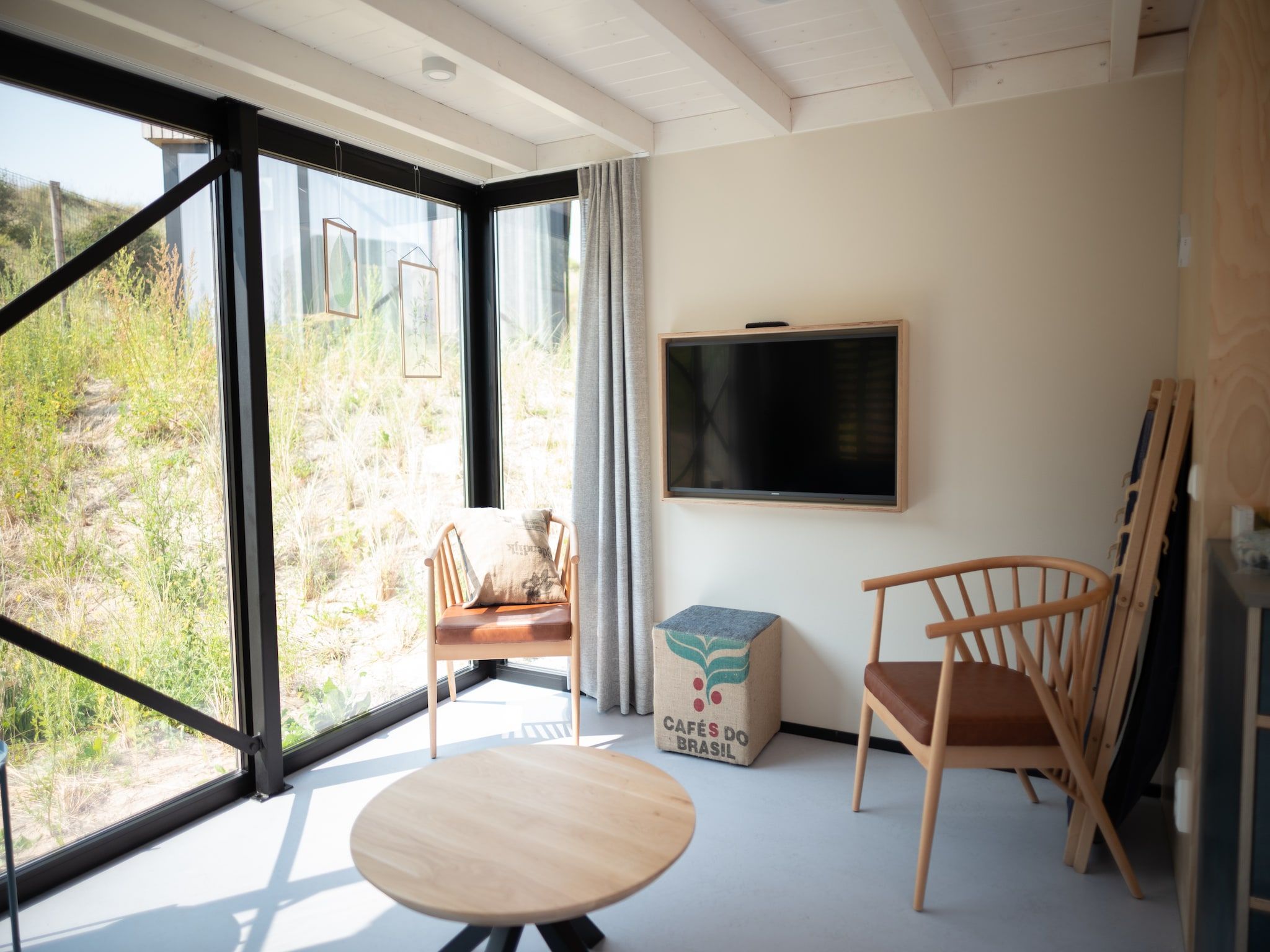 De woonkamer van Sea Lodges Zandvoort 9 in Zandvoort