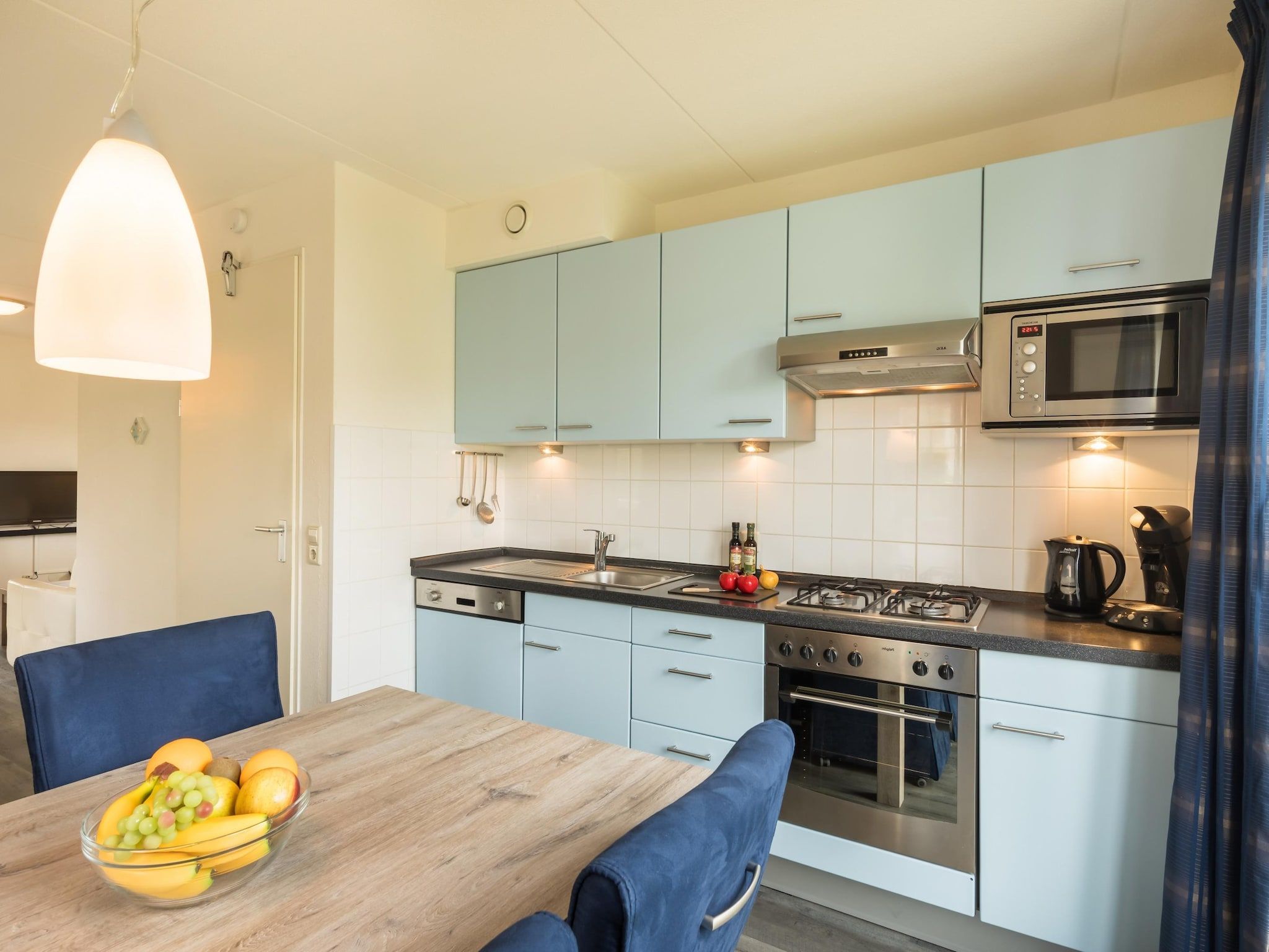 De keuken van Vakantiepark De Heeren van 's Gravensande 2 in 's-Gravenzande