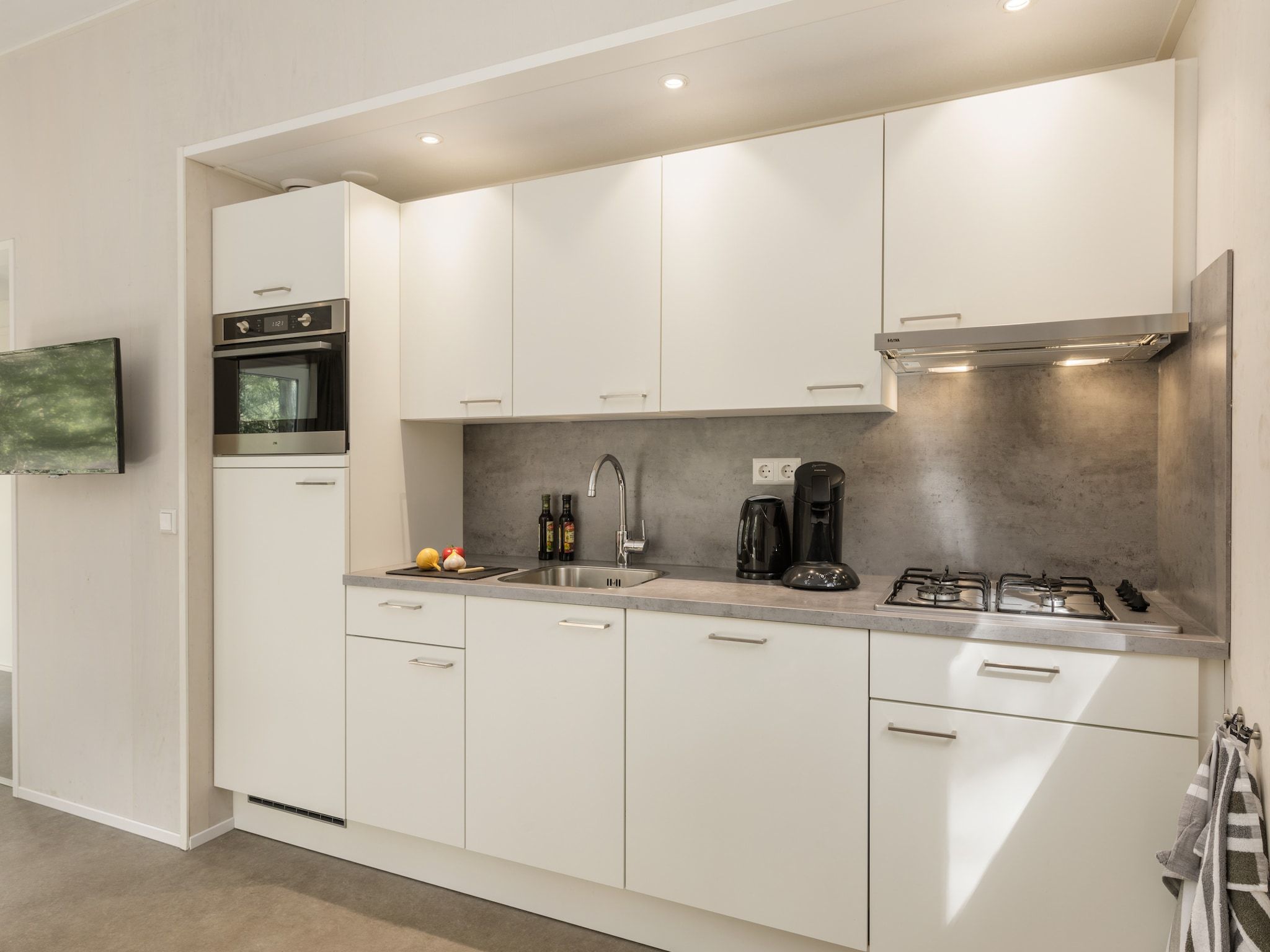 De keuken van Vakantiepark Kijkduin 9 in Den Haag