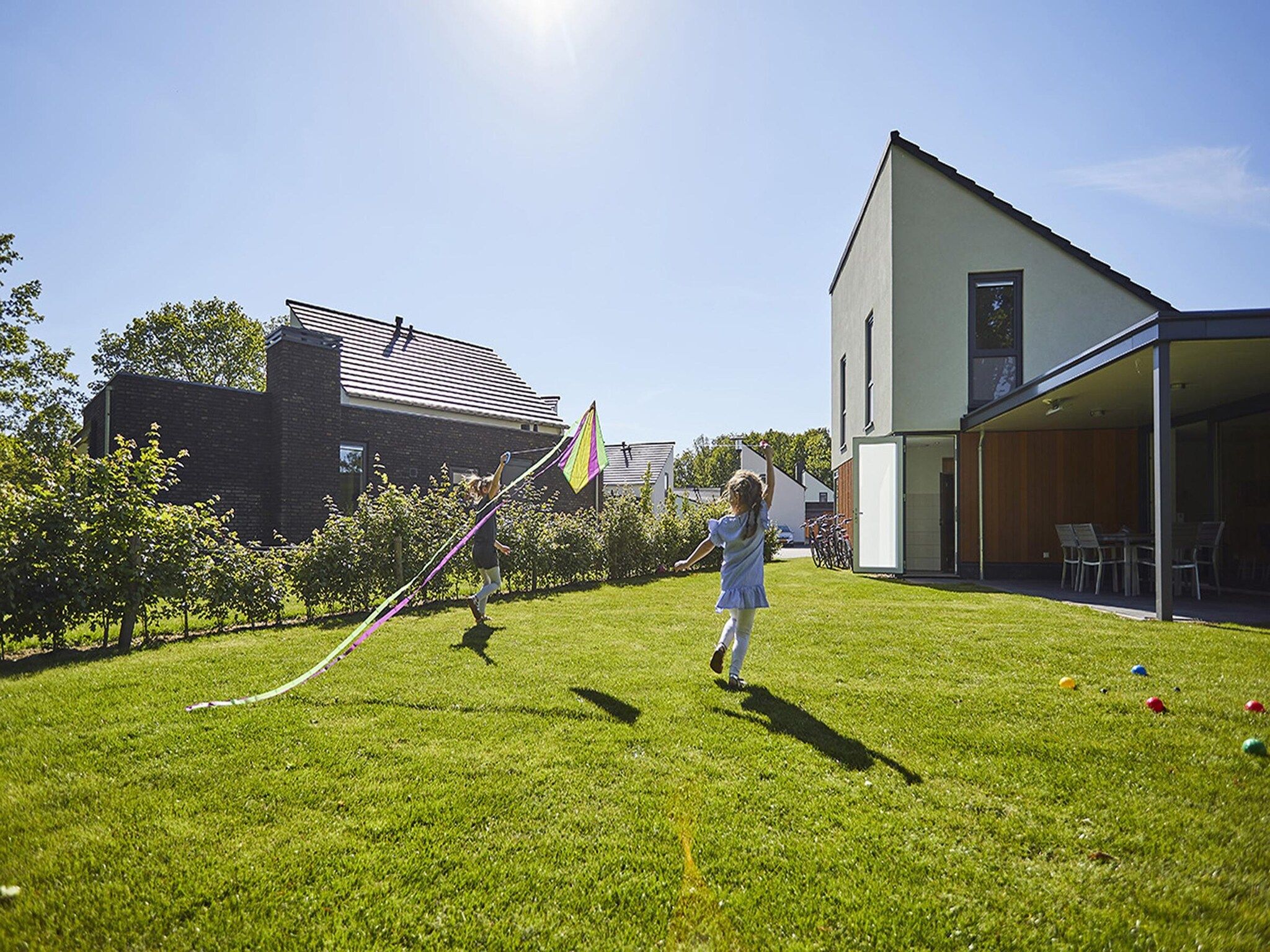 De tuin van Buitenhof De Leistert 21 in Roggel