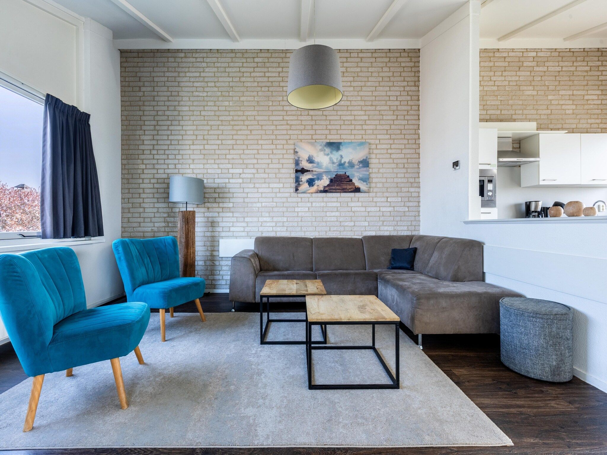 De woonkamer van Roompot Beach Resort 21 in Kamperland