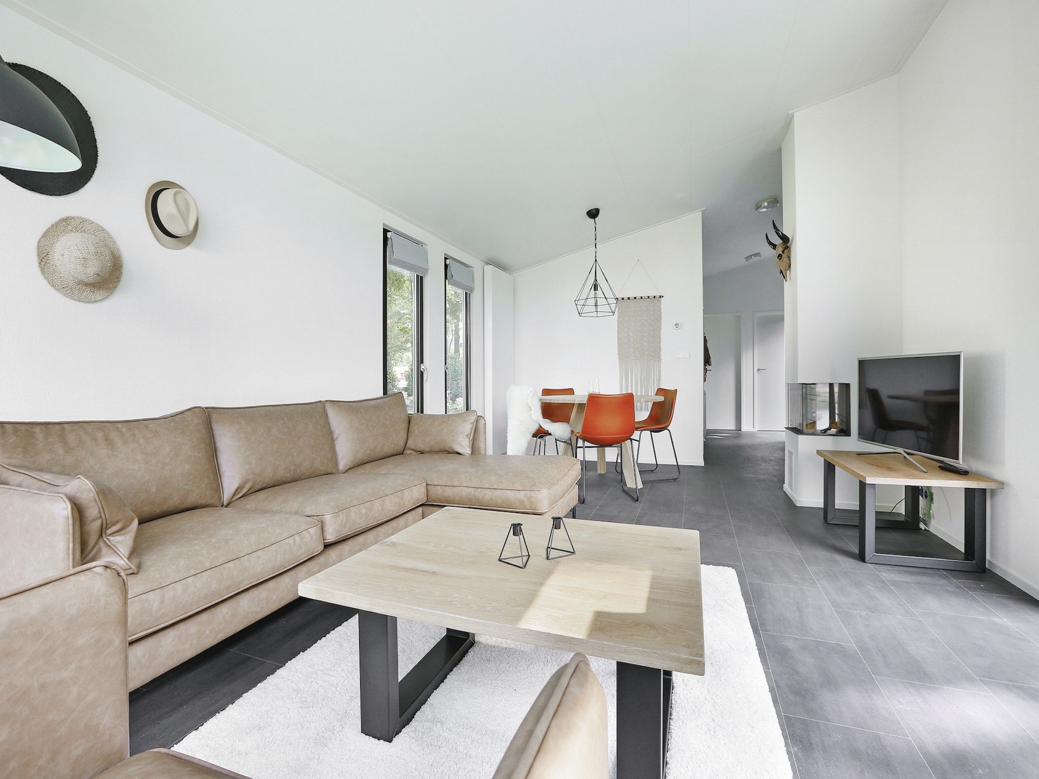 De woonkamer van Bospark Markelo 3 in Markelo