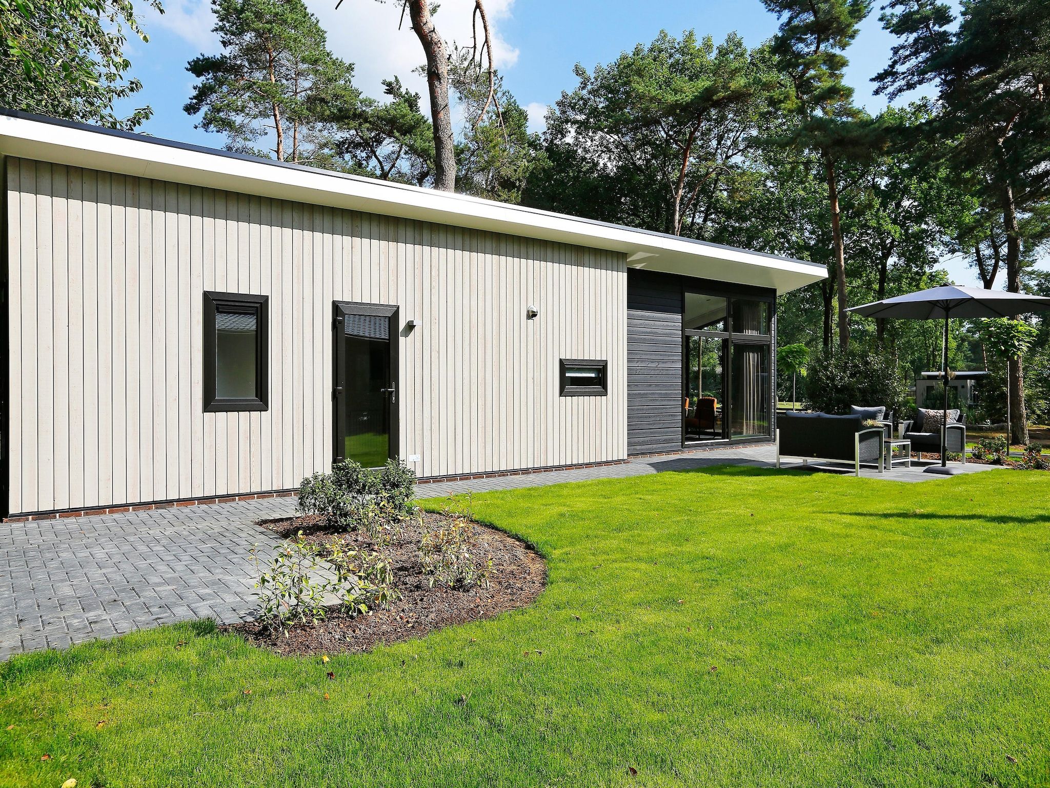 De tuin van Bospark Markelo 3 in Markelo