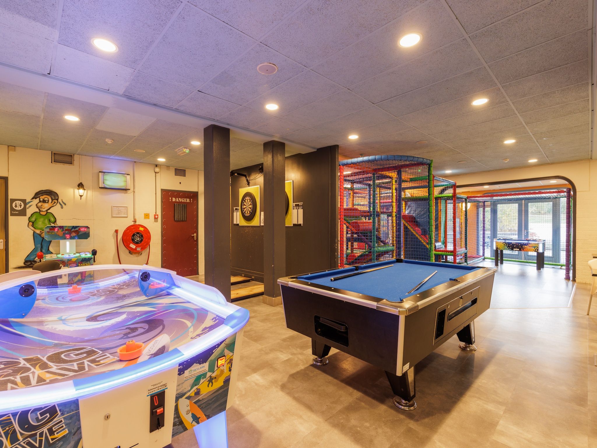 Parkfaciliteiten bij Vakantiepark Hunzedal 12 in Borger