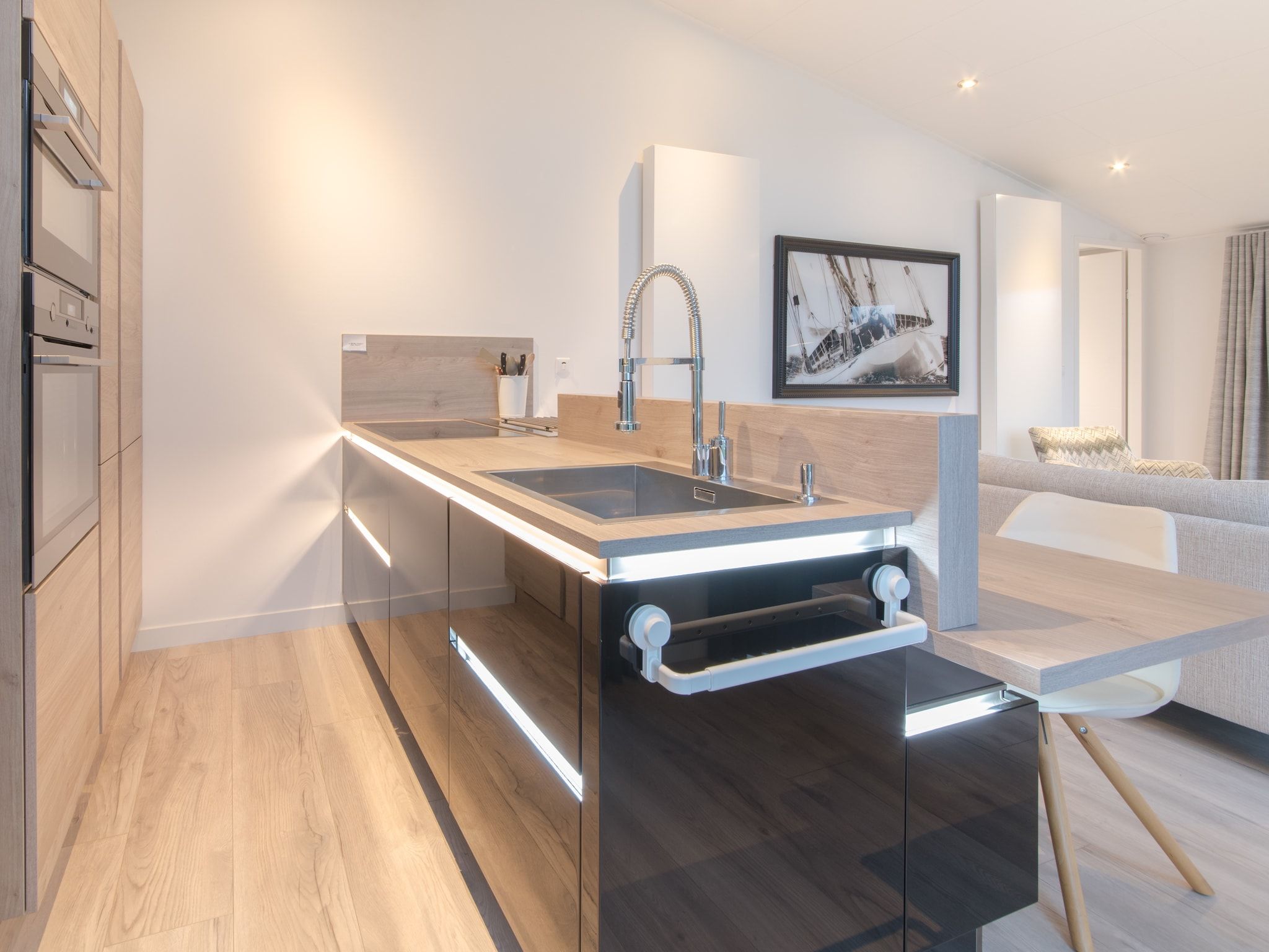 De keuken van Water Resort Oosterschelde 13 in Wemeldinge