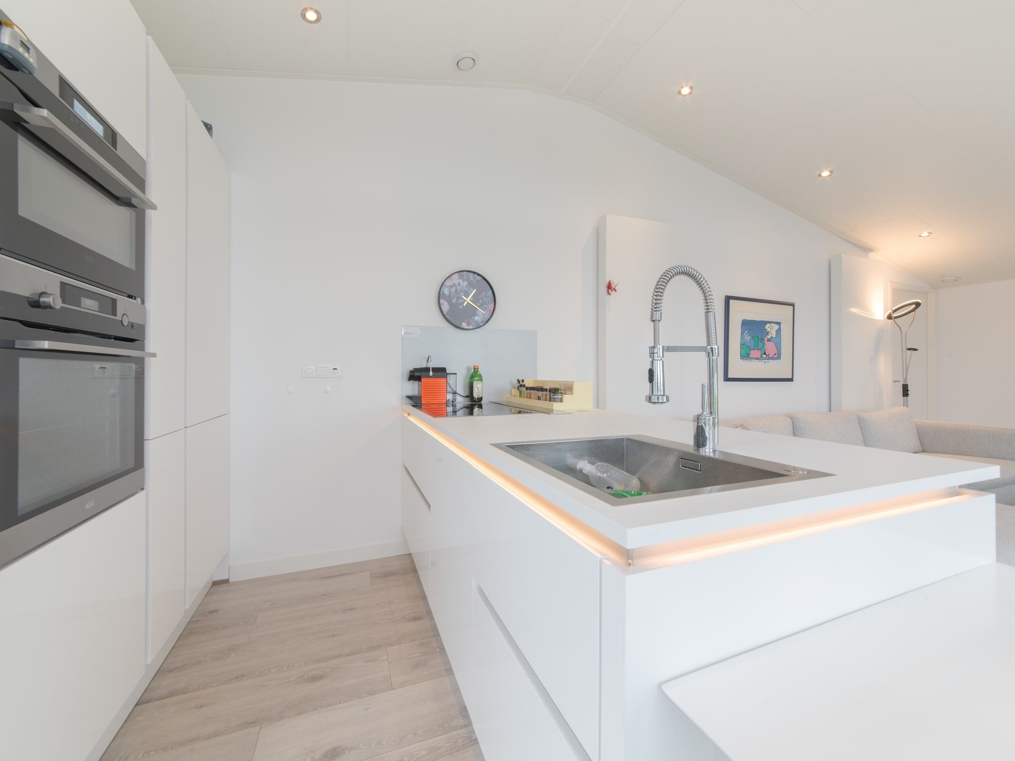 De keuken van Water Resort Oosterschelde 46 in Wemeldinge