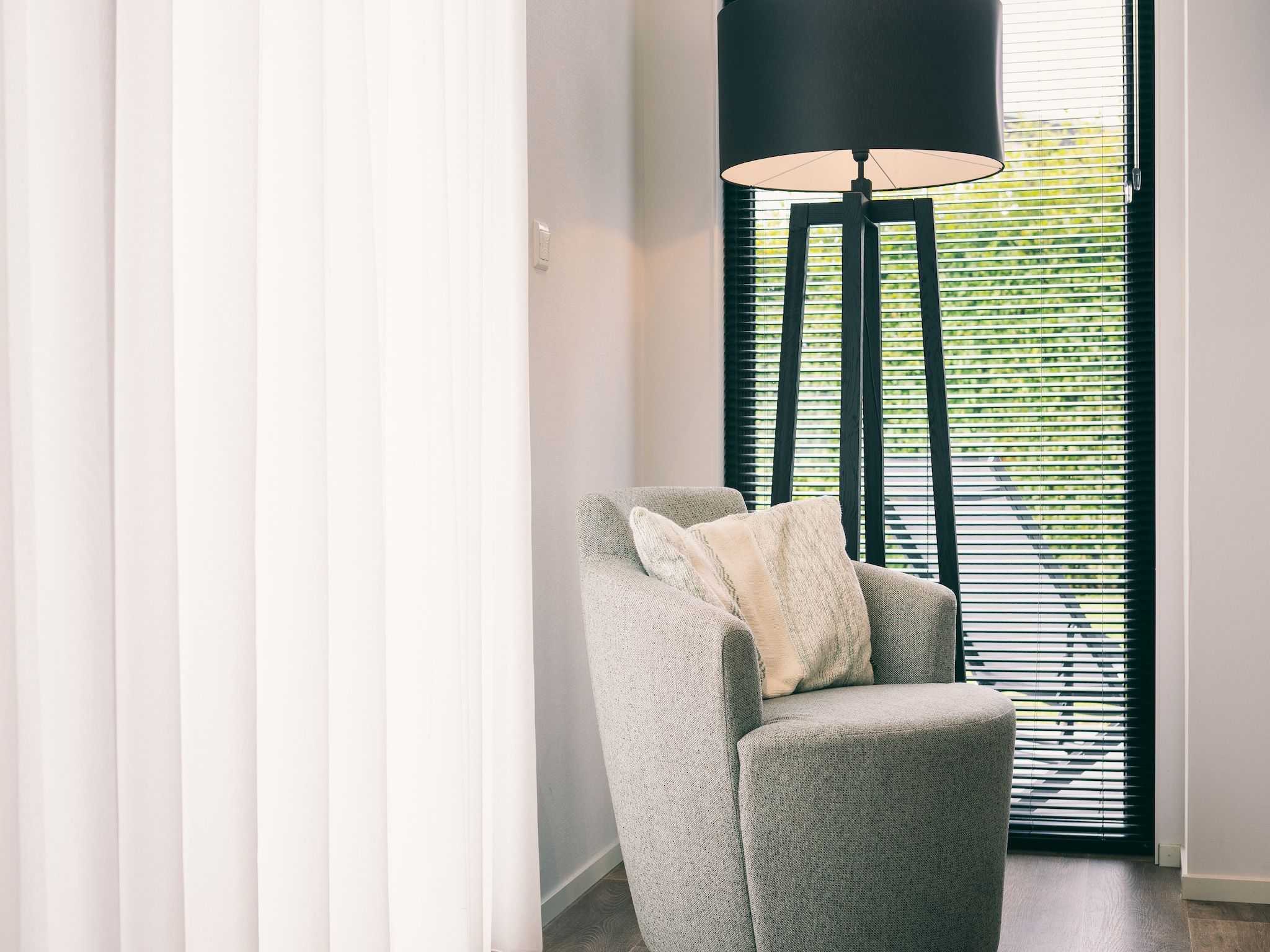 De woonkamer van Vakantiepark Zeedijk 1 in Herkingen