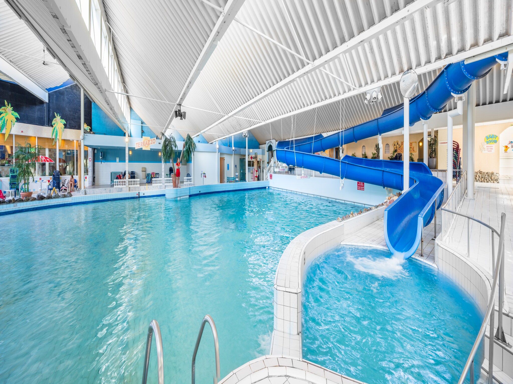 Parkfaciliteiten bij Water Village 4 in Kamperland