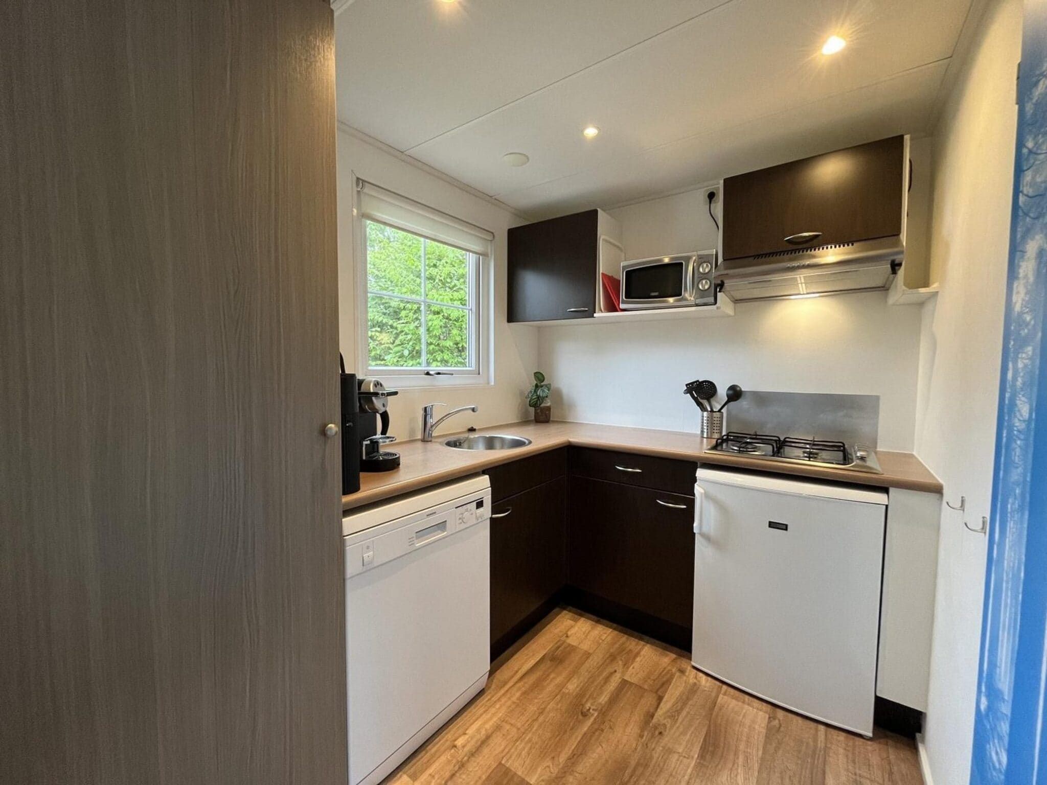 De keuken van Mobilehome 4 in Otterlo