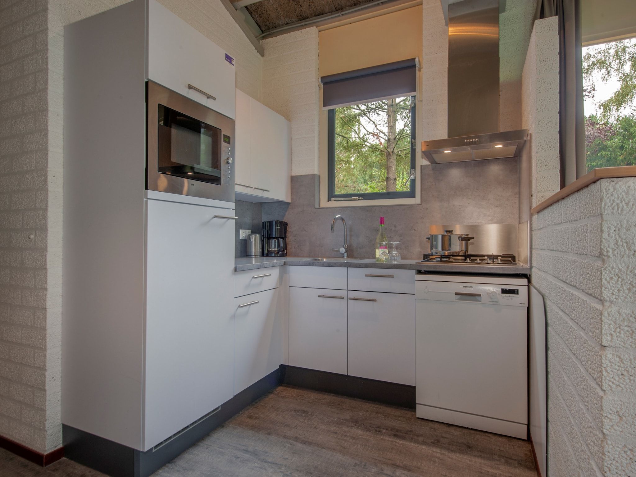 De keuken van Vakantiepark Weerterbergen 11 in Weert