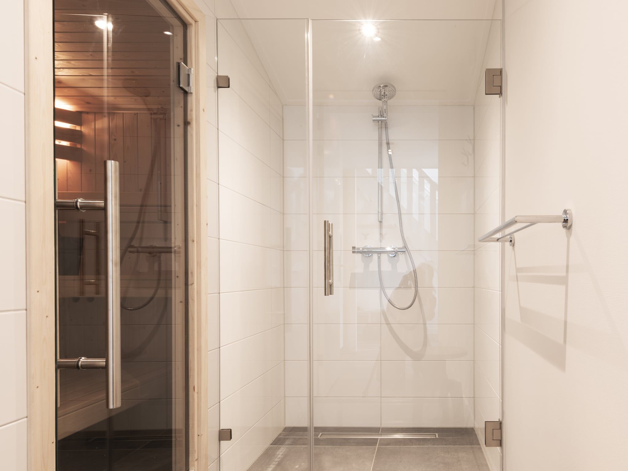 De badkamer van Friese Meren Villa's 2 in Delfstrahuizen