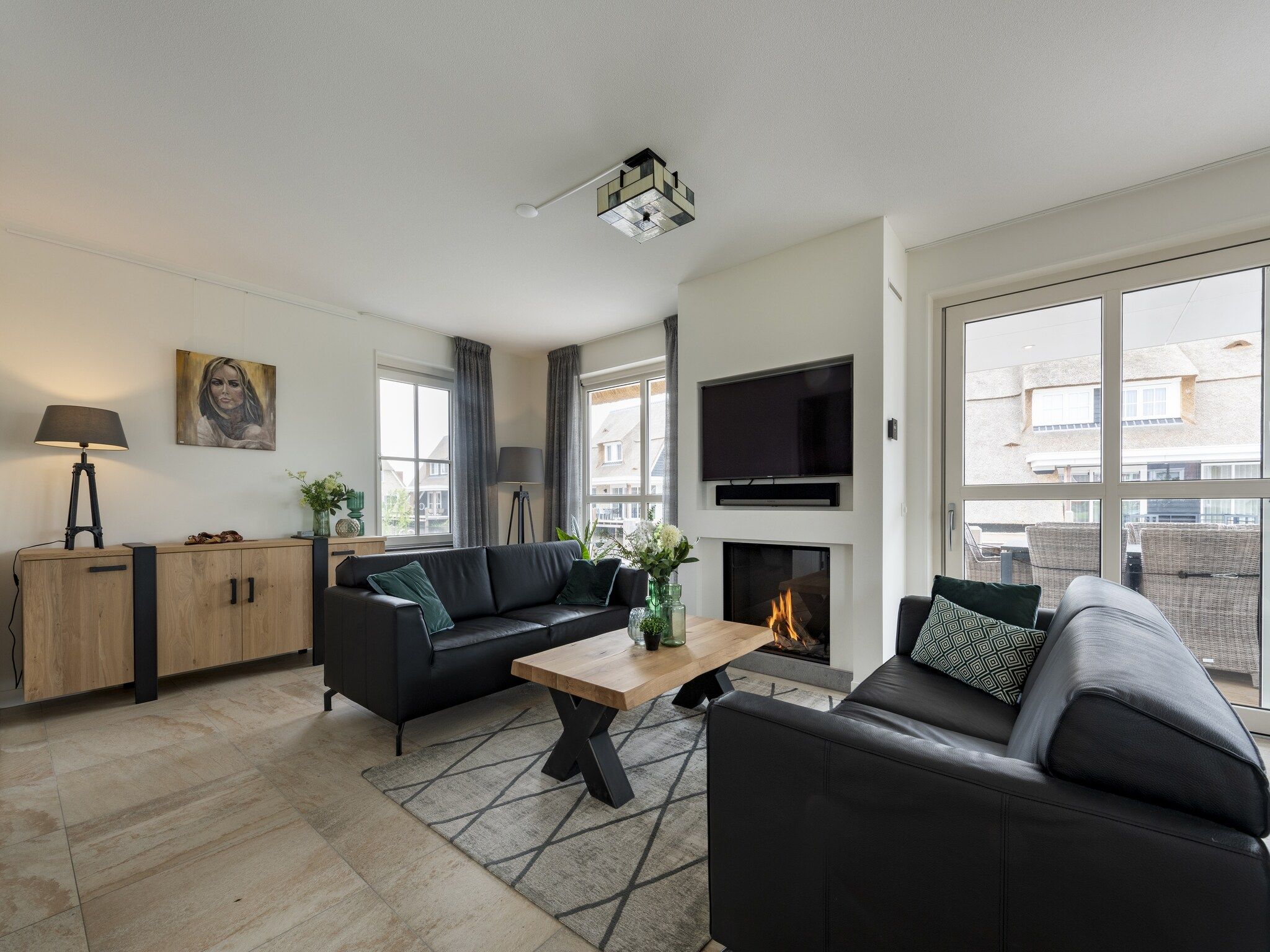 De woonkamer van Friese Meren Villa's 5 in Delfstrahuizen