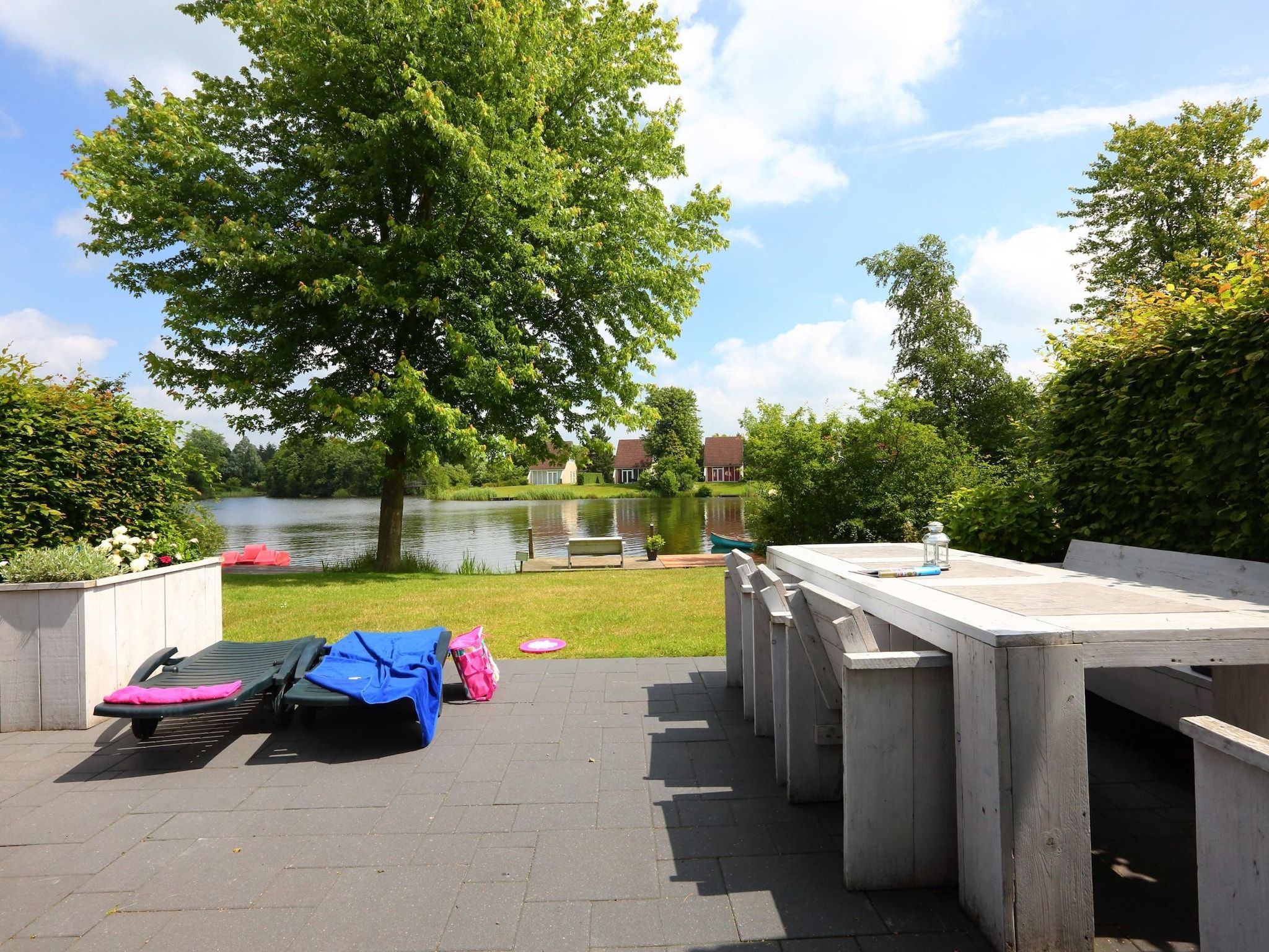 Het uitzicht vanaf Vakantiepark Emslandermeer 2 in Vlagtwedde