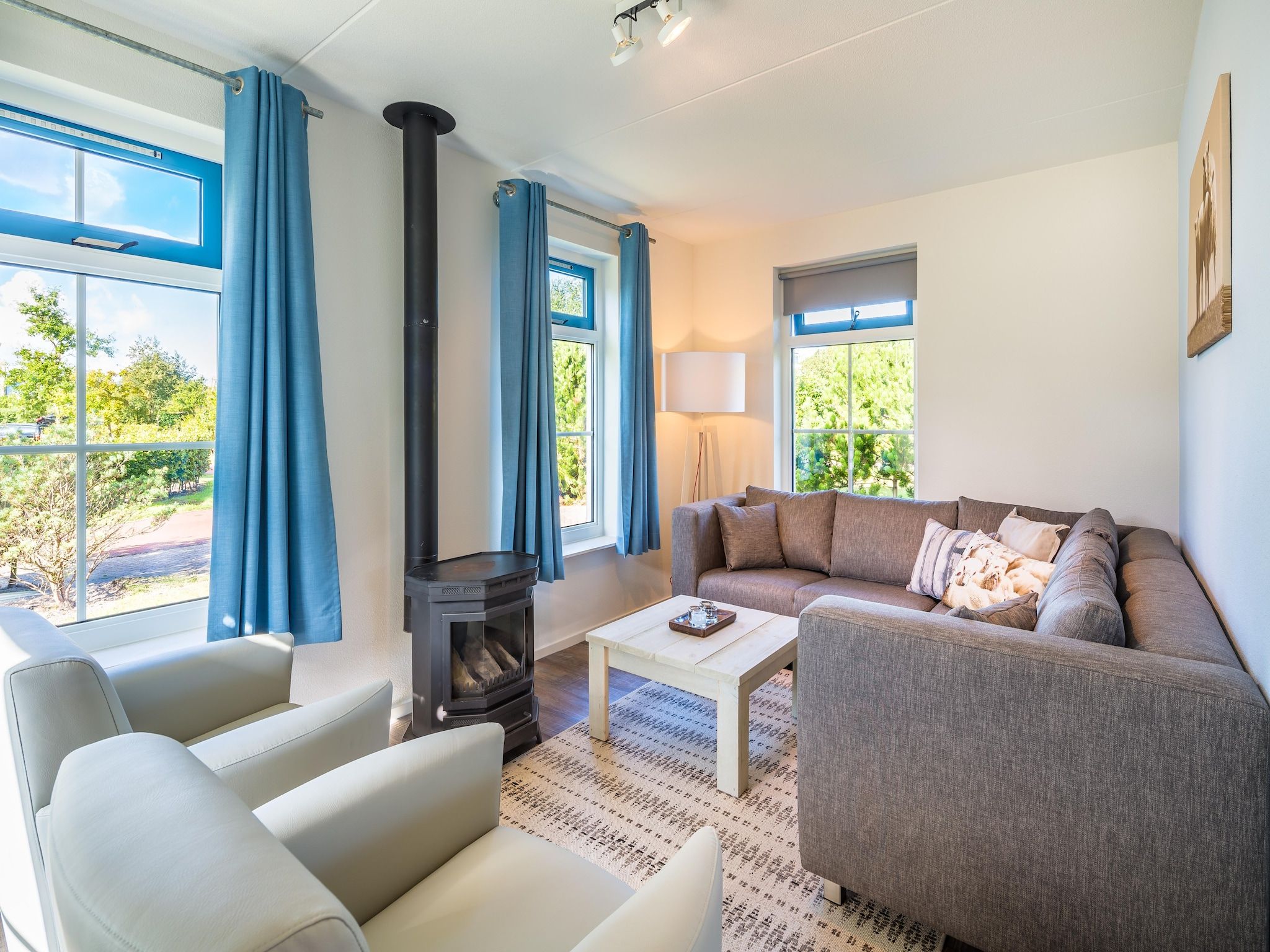 De woonkamer van Kustpark Texel 12 in De Koog