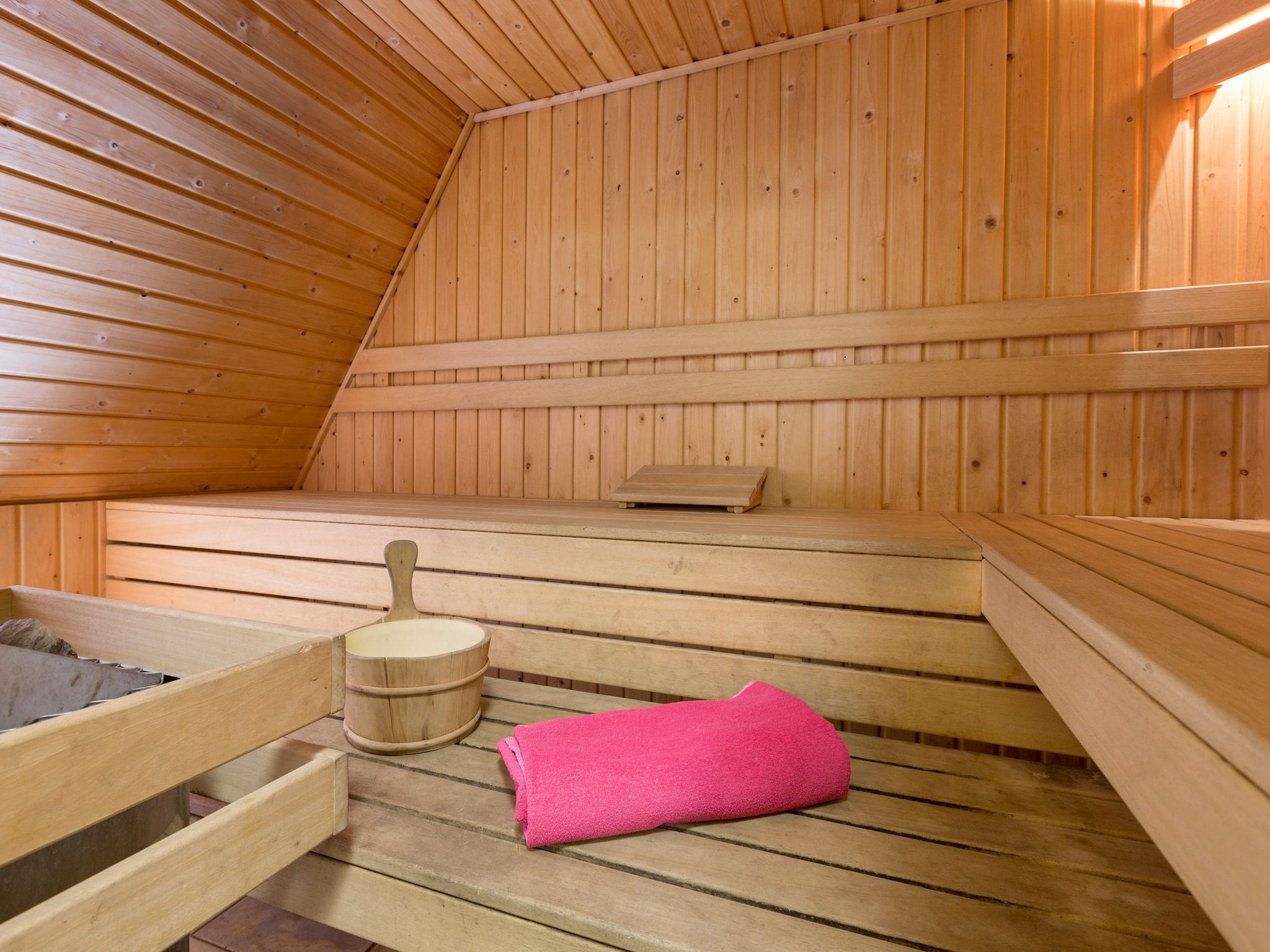 Wellness bij Vakantiepark de Katjeskelder 12 in Oosterhout