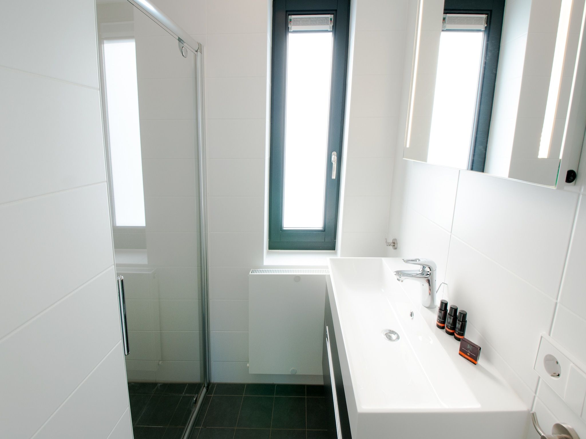 De badkamer van Resort Waterrijk Oesterdam 1 in Tholen