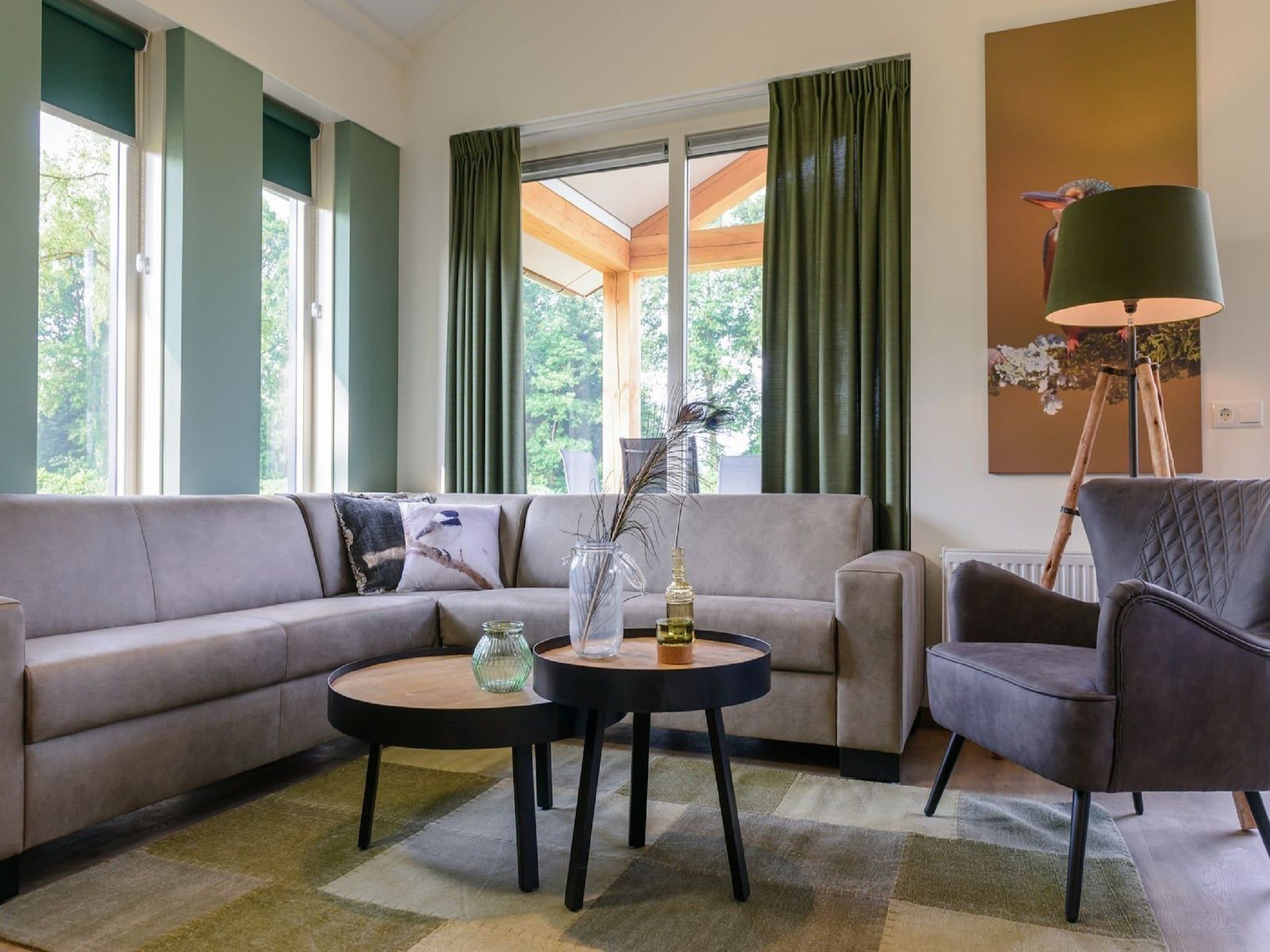 De woonkamer van Landgoed De IJsvogel 8 in Voorthuizen