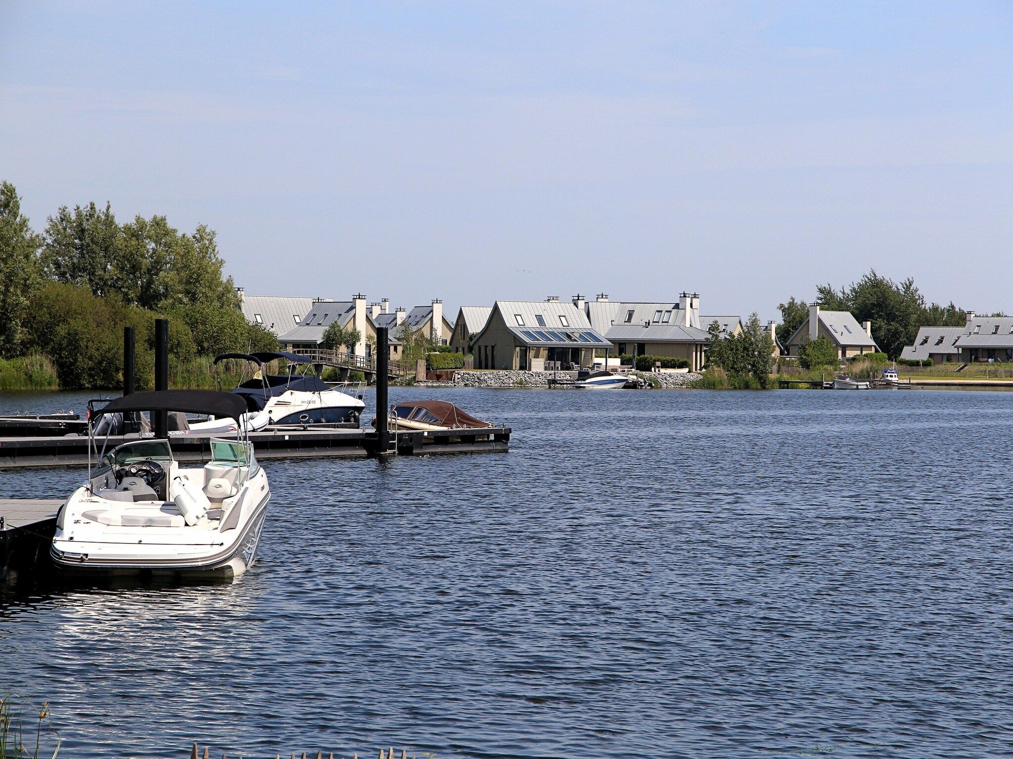 De omgeving van Resort Waterrijk Oesterdam 7 in Tholen