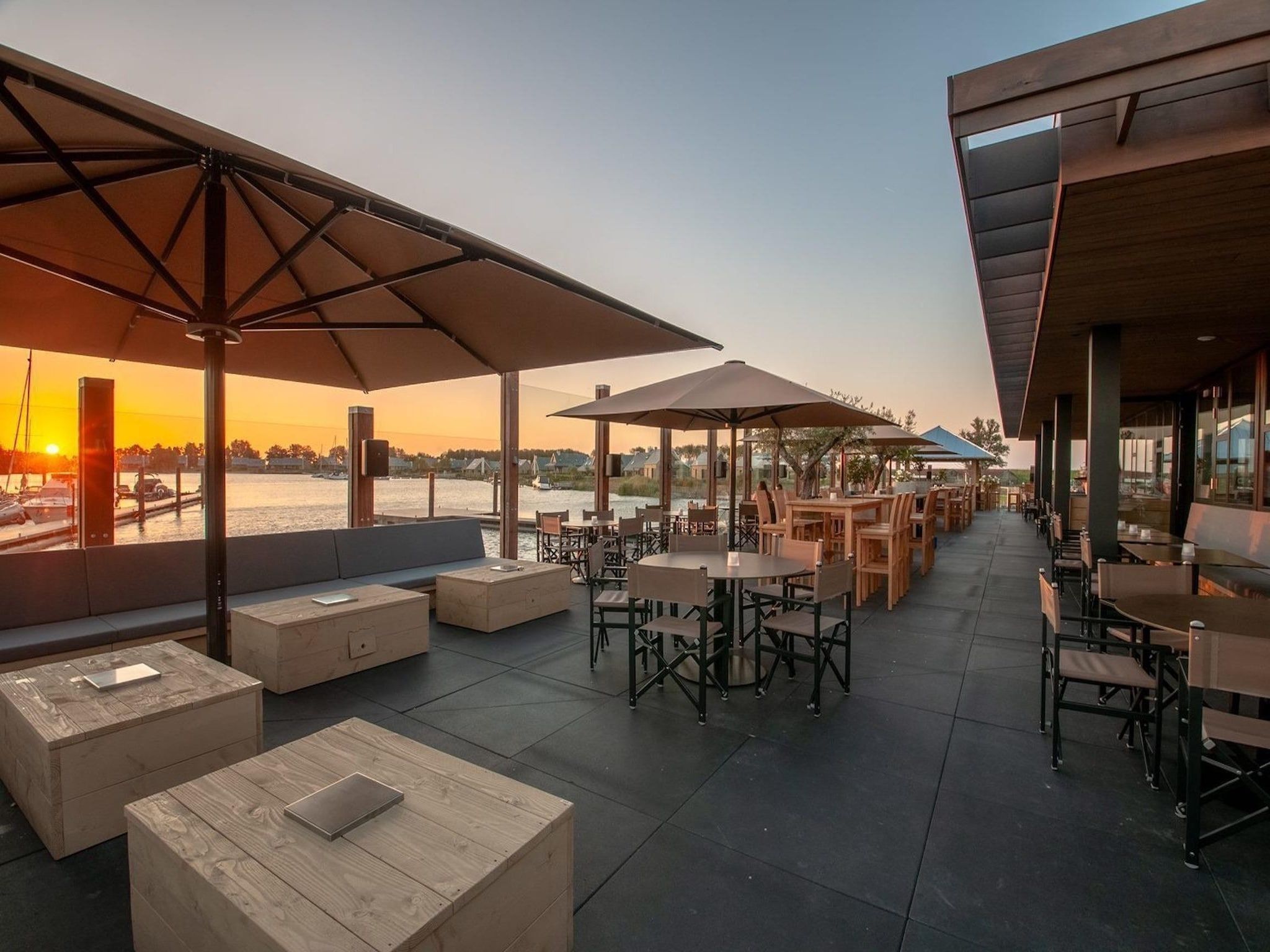 De omgeving van Resort Waterrijk Oesterdam 7 in Tholen