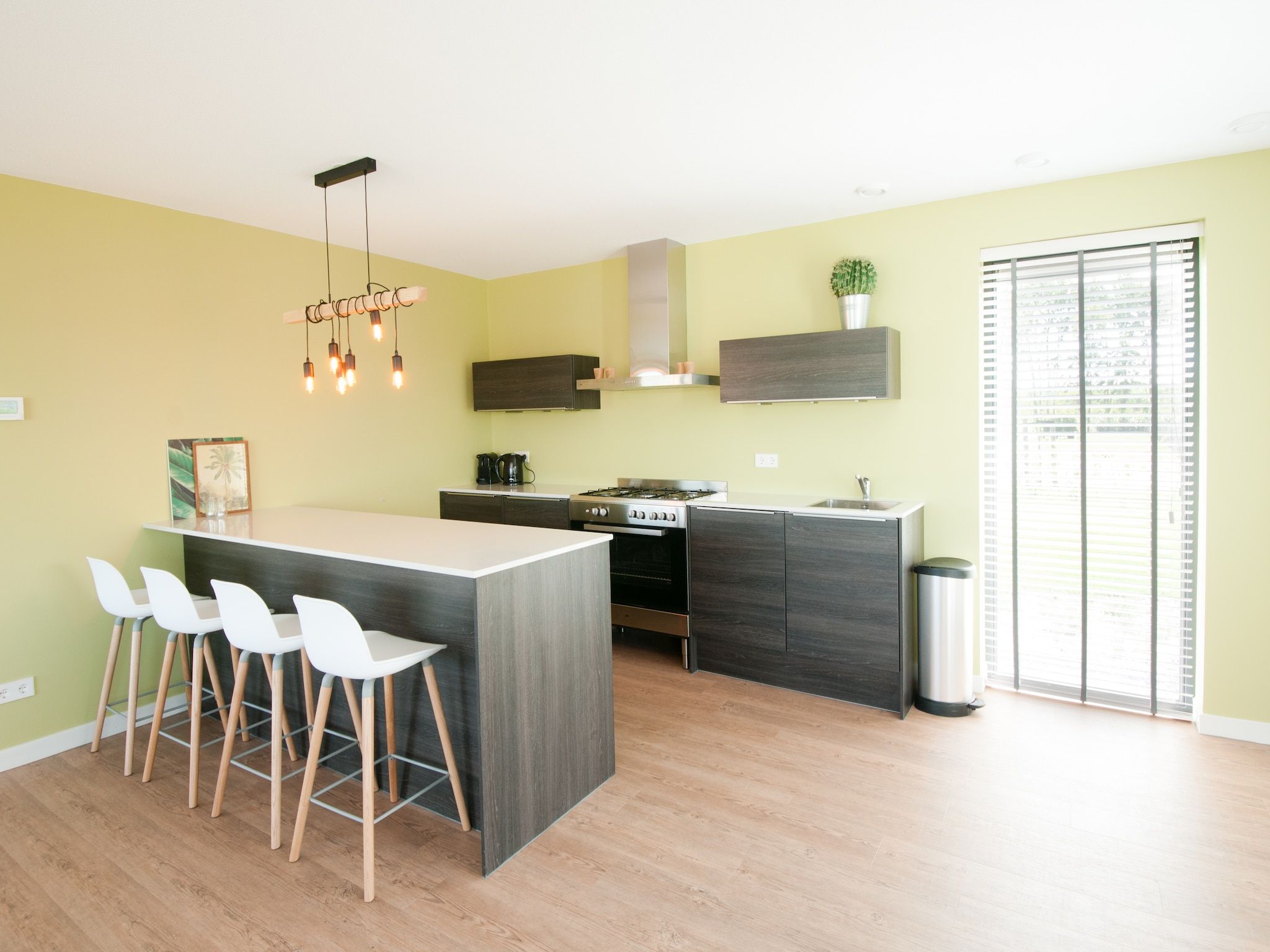 De keuken van Resort Waterrijk Oesterdam 13 in Tholen