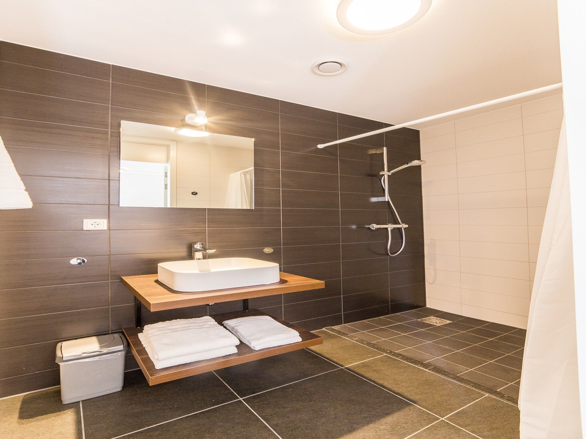 De badkamer van Resort Maastricht 24 in Maastricht