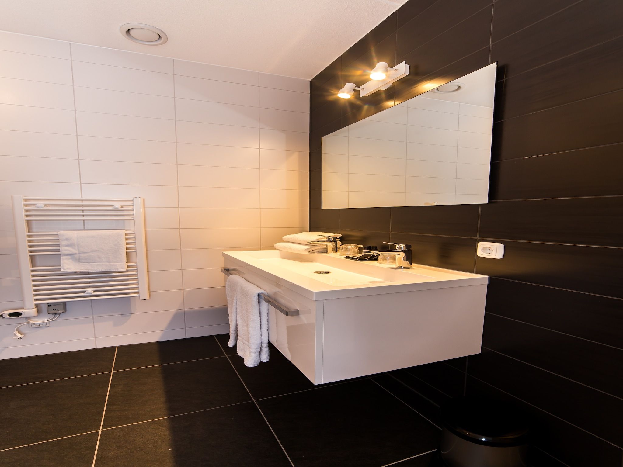 De badkamer van Resort Maastricht - Prins van Oranje 2 in Maastricht