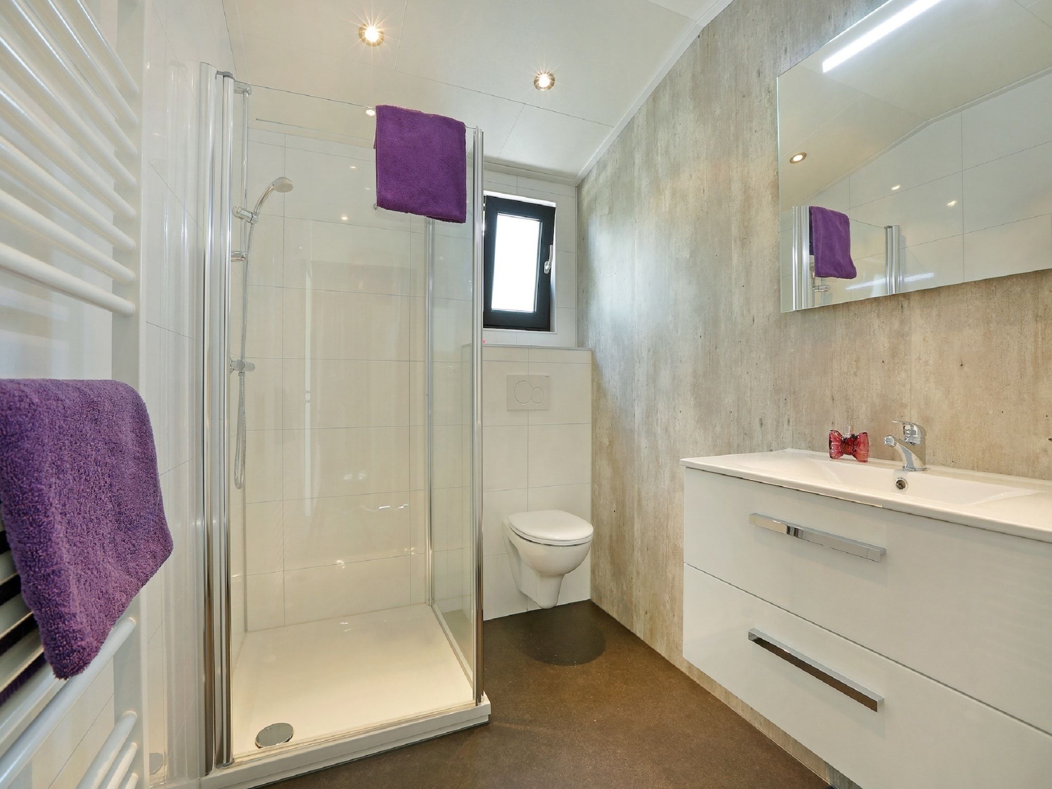 De badkamer van Vakantiepark De Lochemse Berg 1 in Lochem