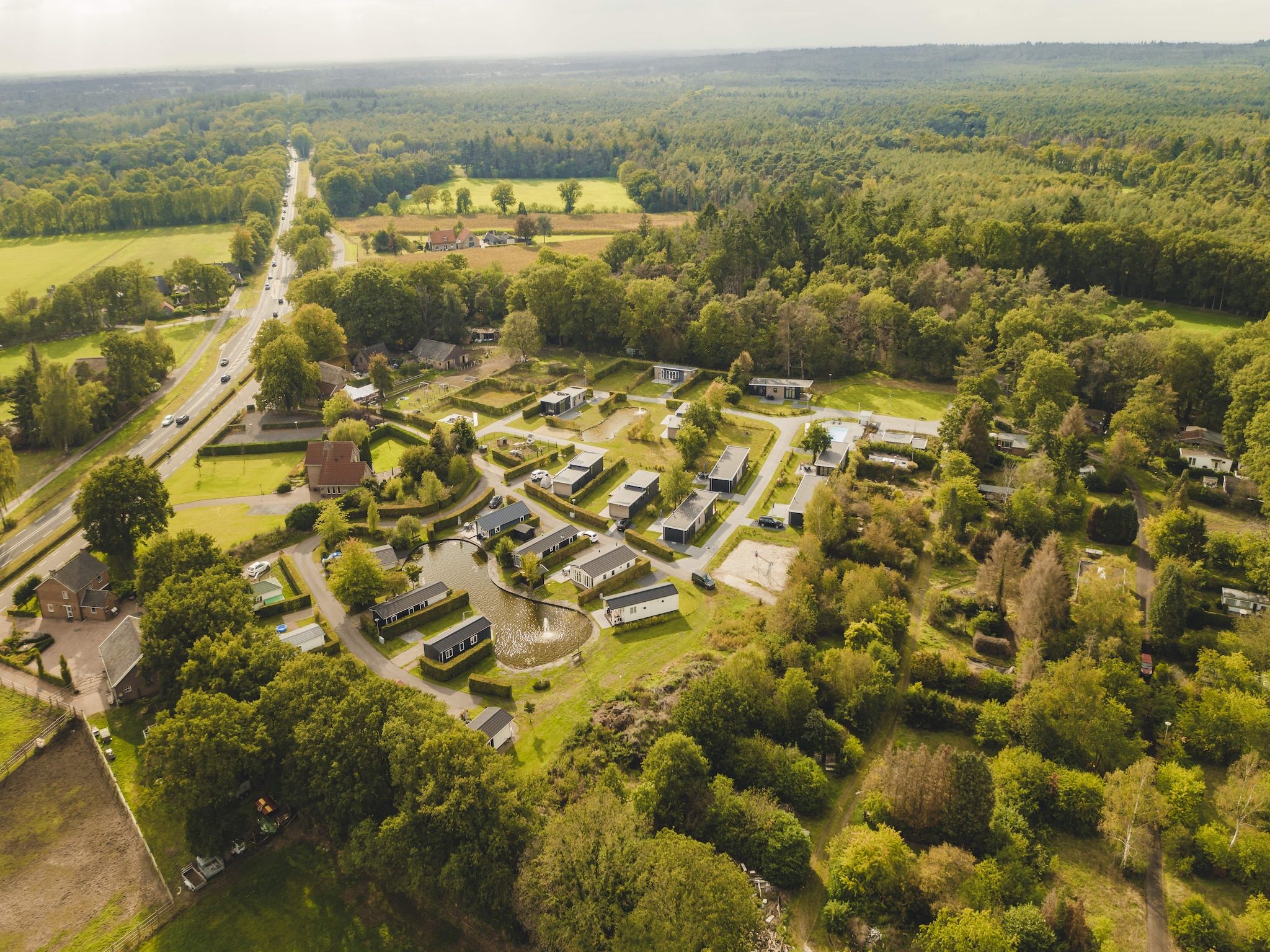 Parkfaciliteiten bij Buitenplaats Holten 7 in Rijssen