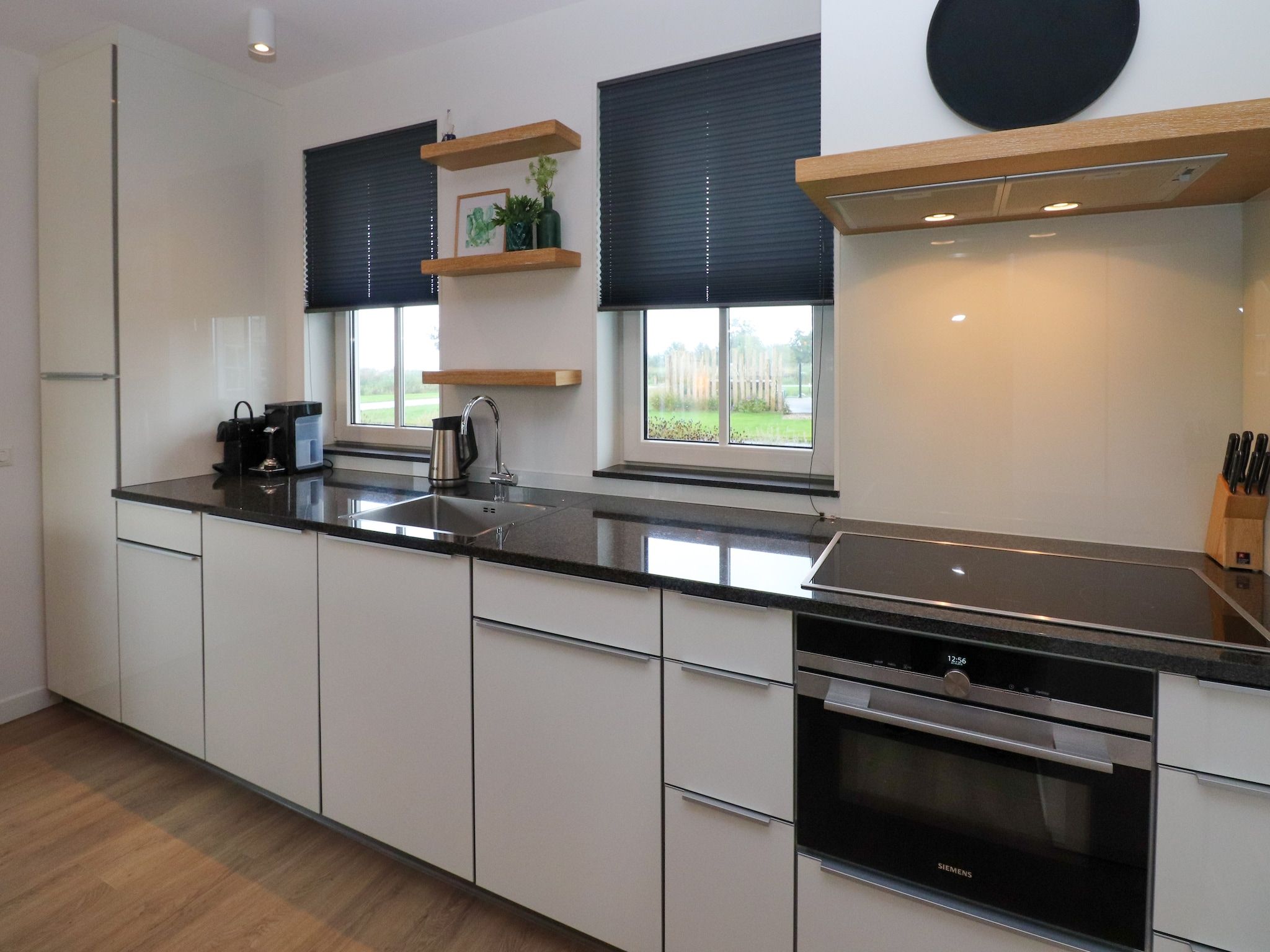 De keuken van Friese Meren Villa's 13 in Delfstrahuizen