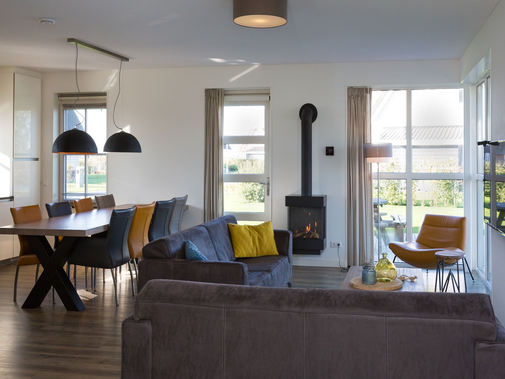 De woonkamer van Friese Meren Villa's 14 in Delfstrahuizen