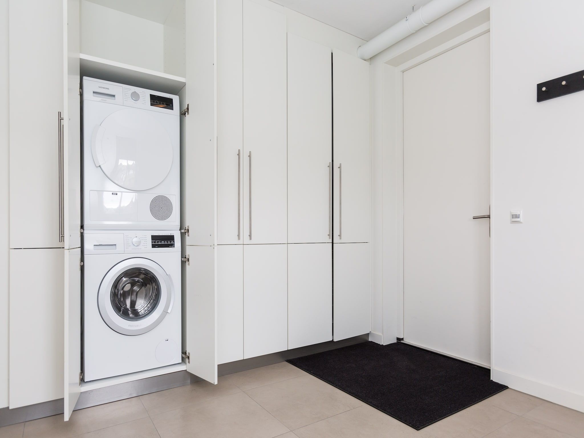 Voorzieningen bij Friese Meren Villa's 15 in Delfstrahuizen