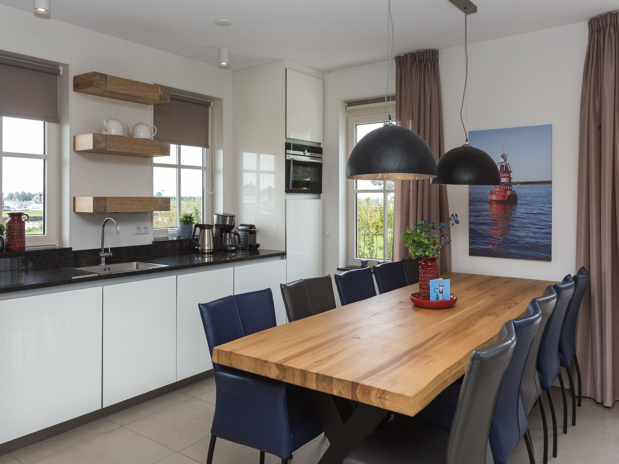 De keuken van Friese Meren Villa's 15 in Delfstrahuizen