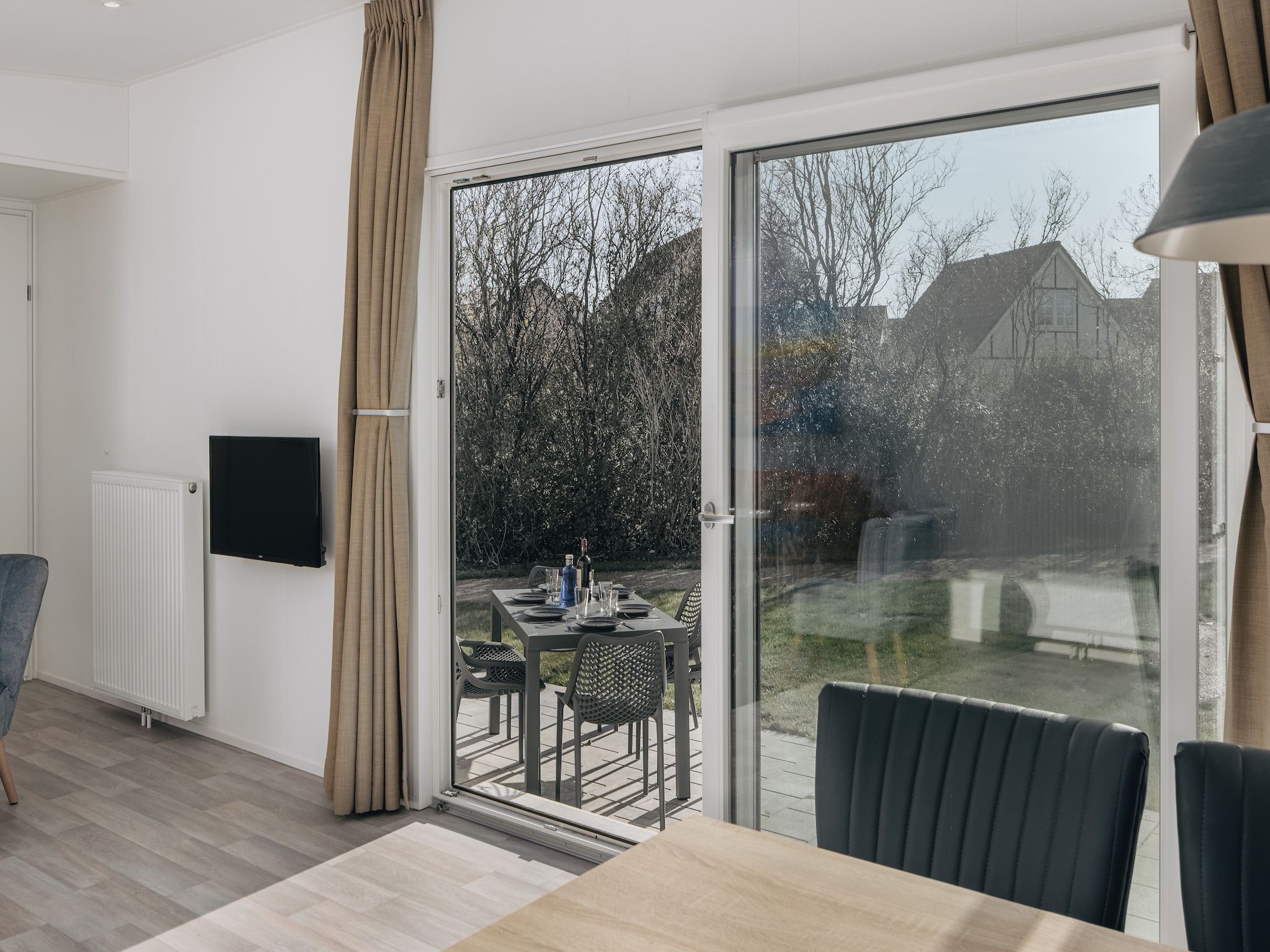 De woonkamer van Vakantiepark Hof Domburg 22 in Domburg