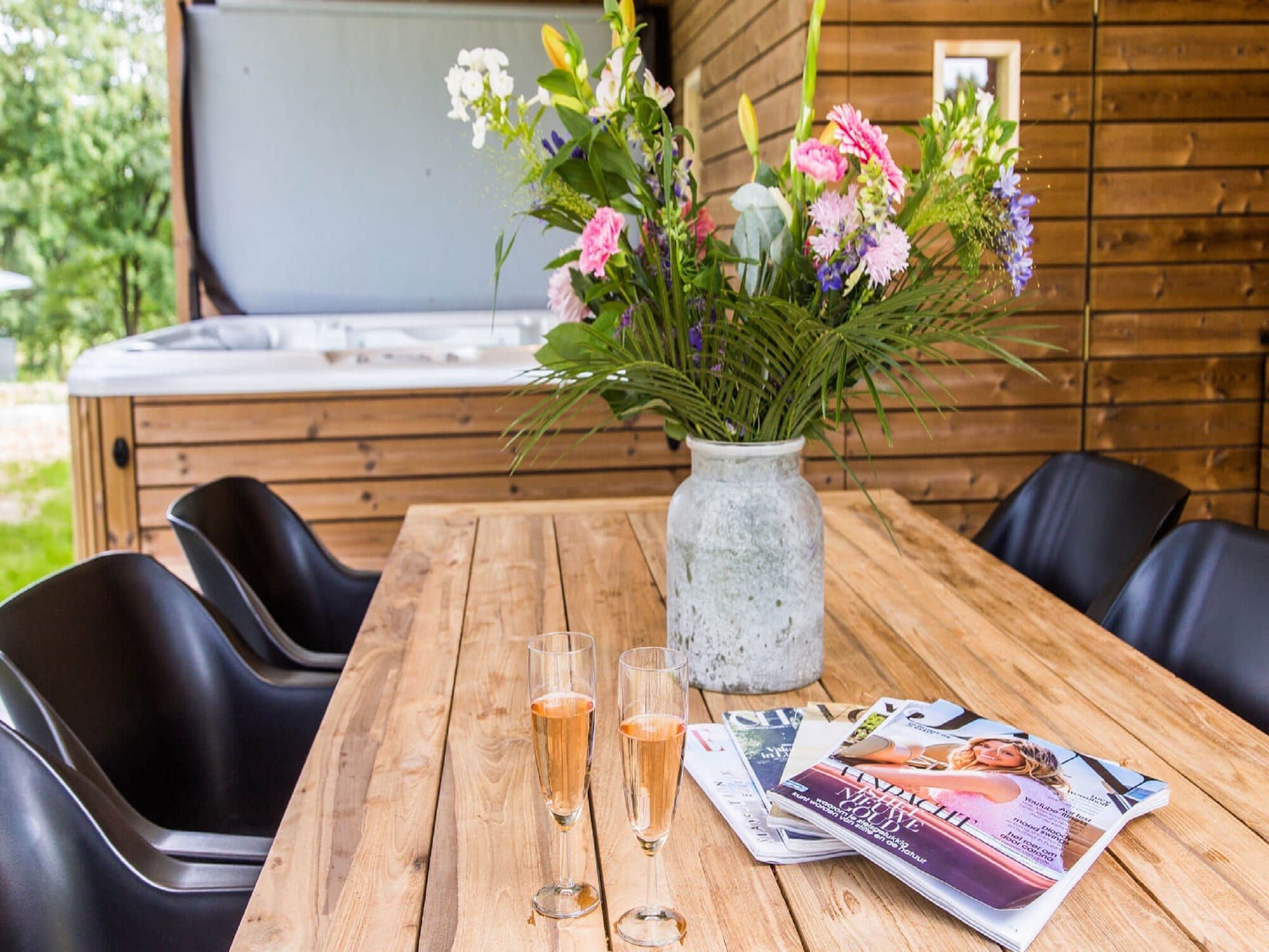 Het terras van Resort Maastricht 26 in Maastricht