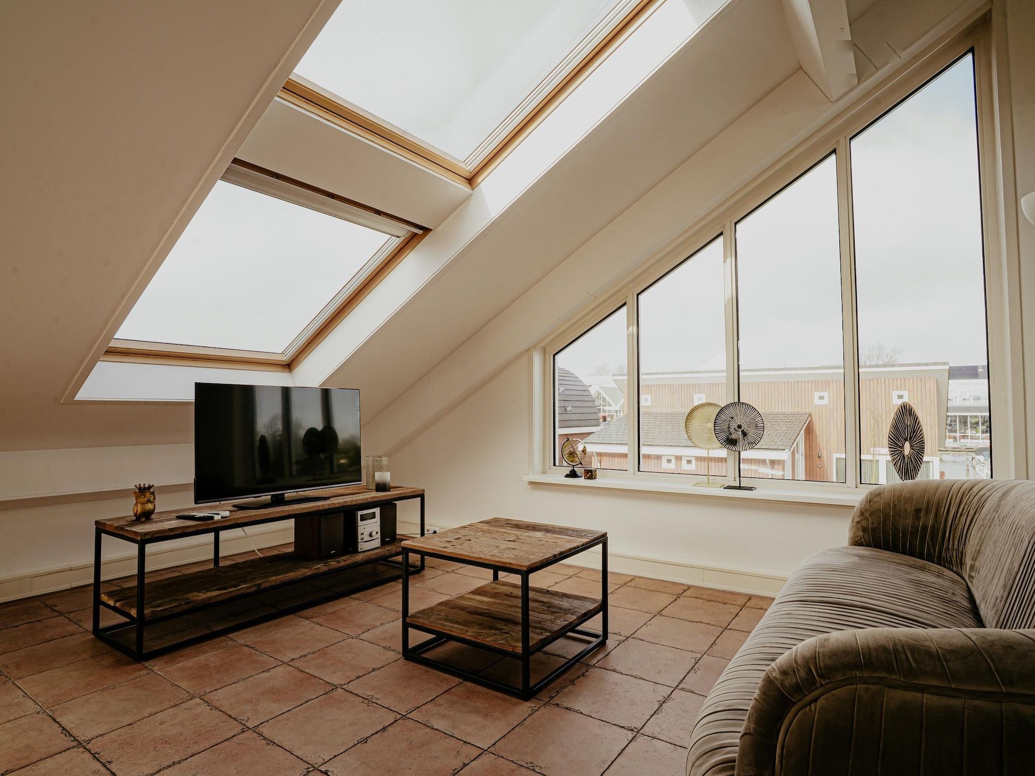 De woonkamer van Waterpark de Meerparel 12 in Uitgeest