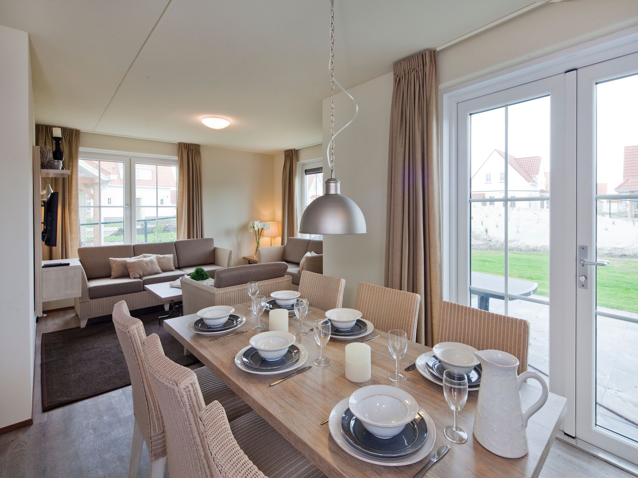 De eetkamer van Noordzee Residence Cadzand-Bad 16 in Cadzand-Bad