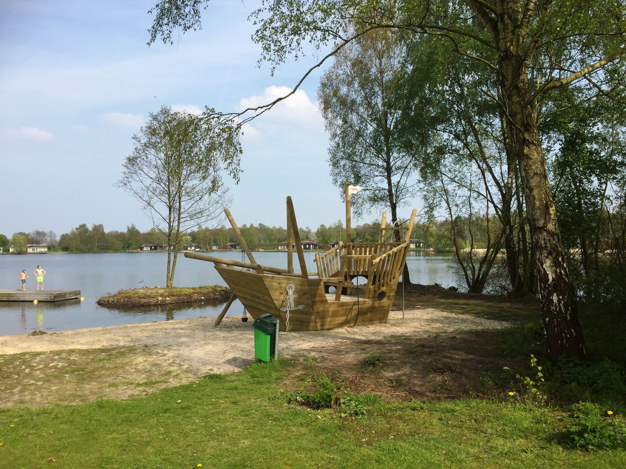 Parkfaciliteiten bij Recreatiepark Tolplas 17 in Hoge Hexel
